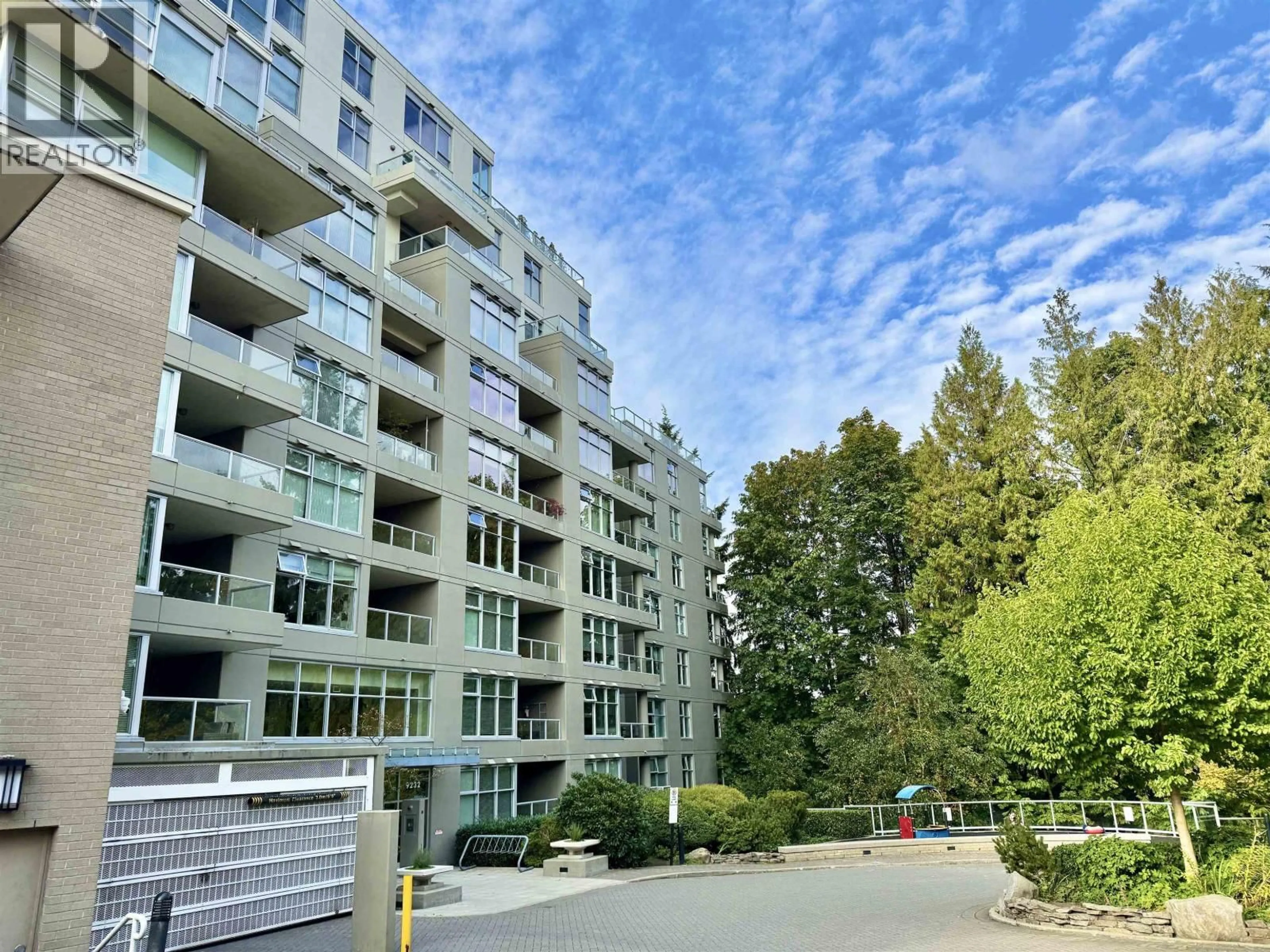 A pic from outside/outdoor area/front of a property/back of a property/a pic from drone, unknown for 305 - 9232 UNIVERSITY CRESCENT, Burnaby British Columbia V5A0A3