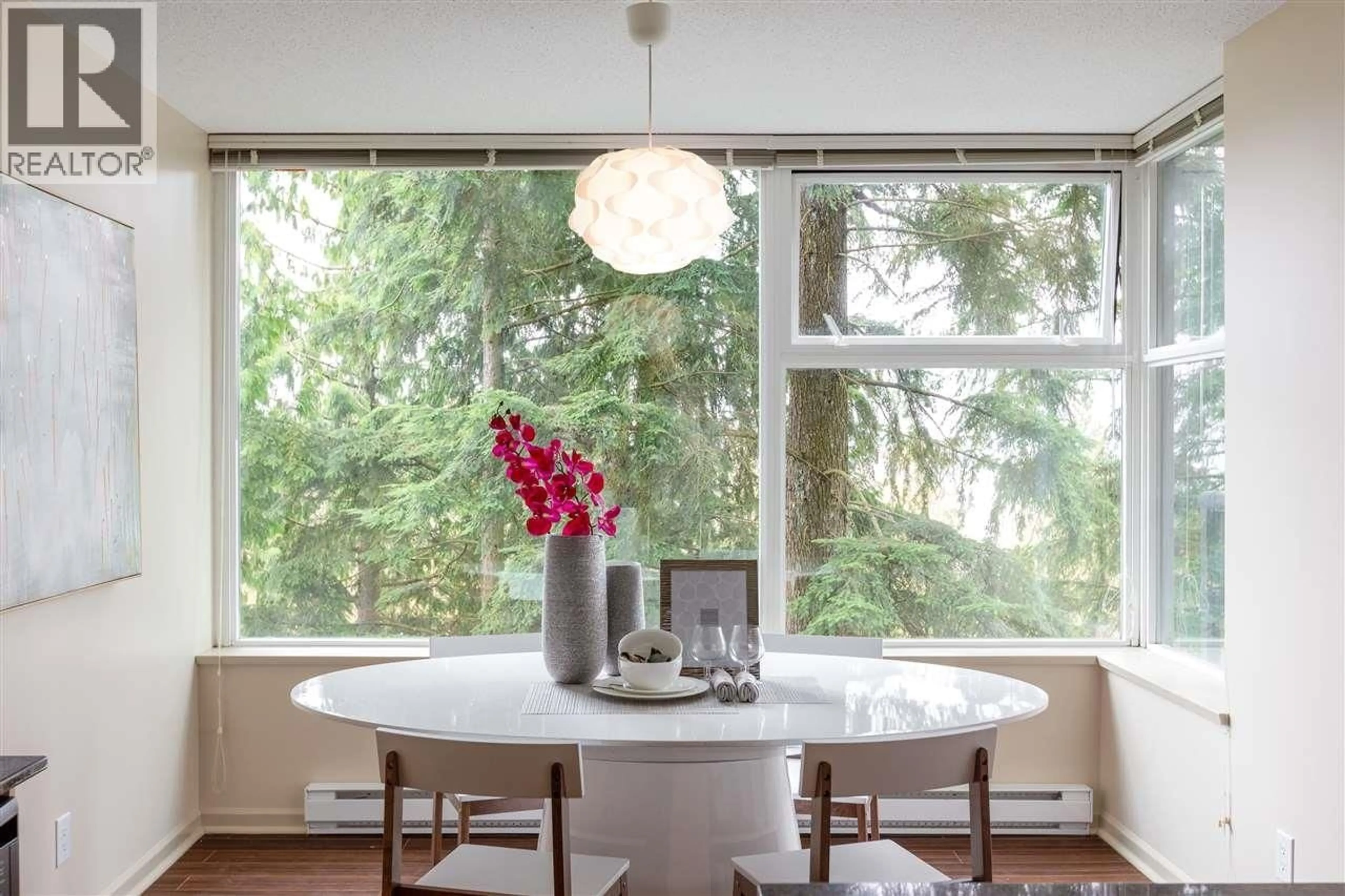 Dining room, unknown for 305 - 9232 UNIVERSITY CRESCENT, Burnaby British Columbia V5A0A3