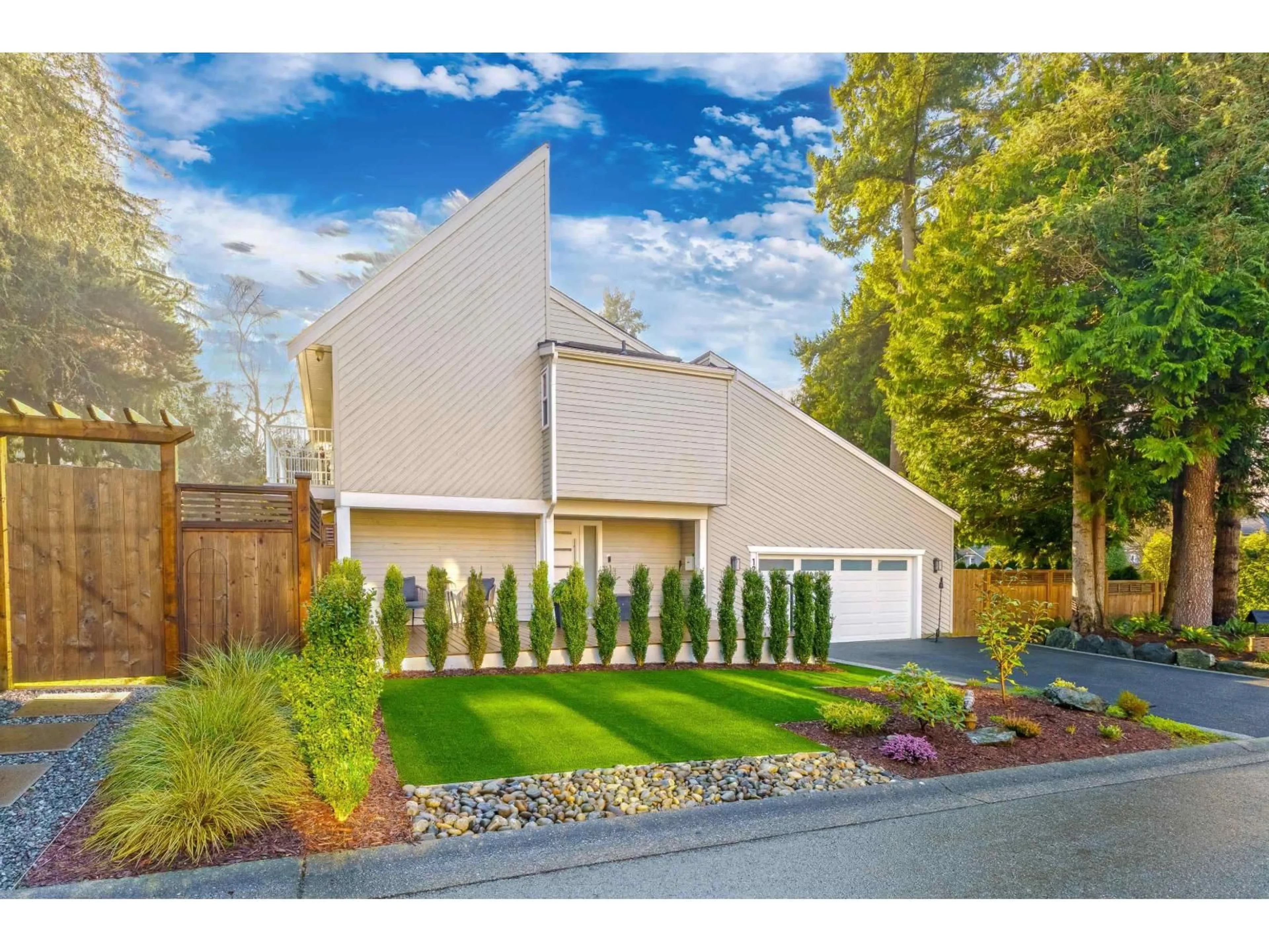 Home with vinyl exterior material, street for 12752 OCEAN CLIFF DRIVE, Surrey British Columbia V4A6G8