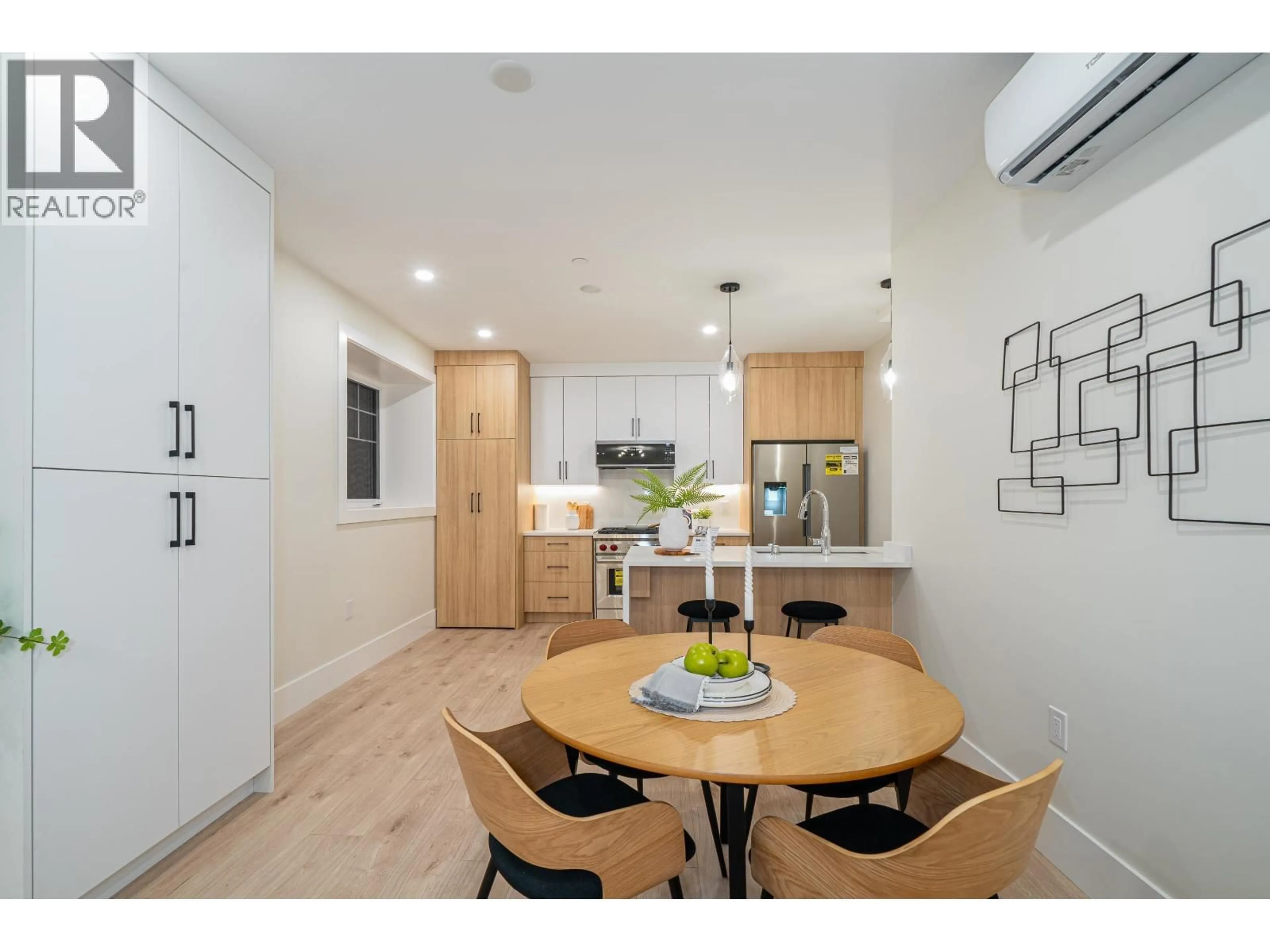 Open concept kitchen, wood/laminate floor for 7813 SHAUGHNESSY STREET, Vancouver British Columbia V6P3X7