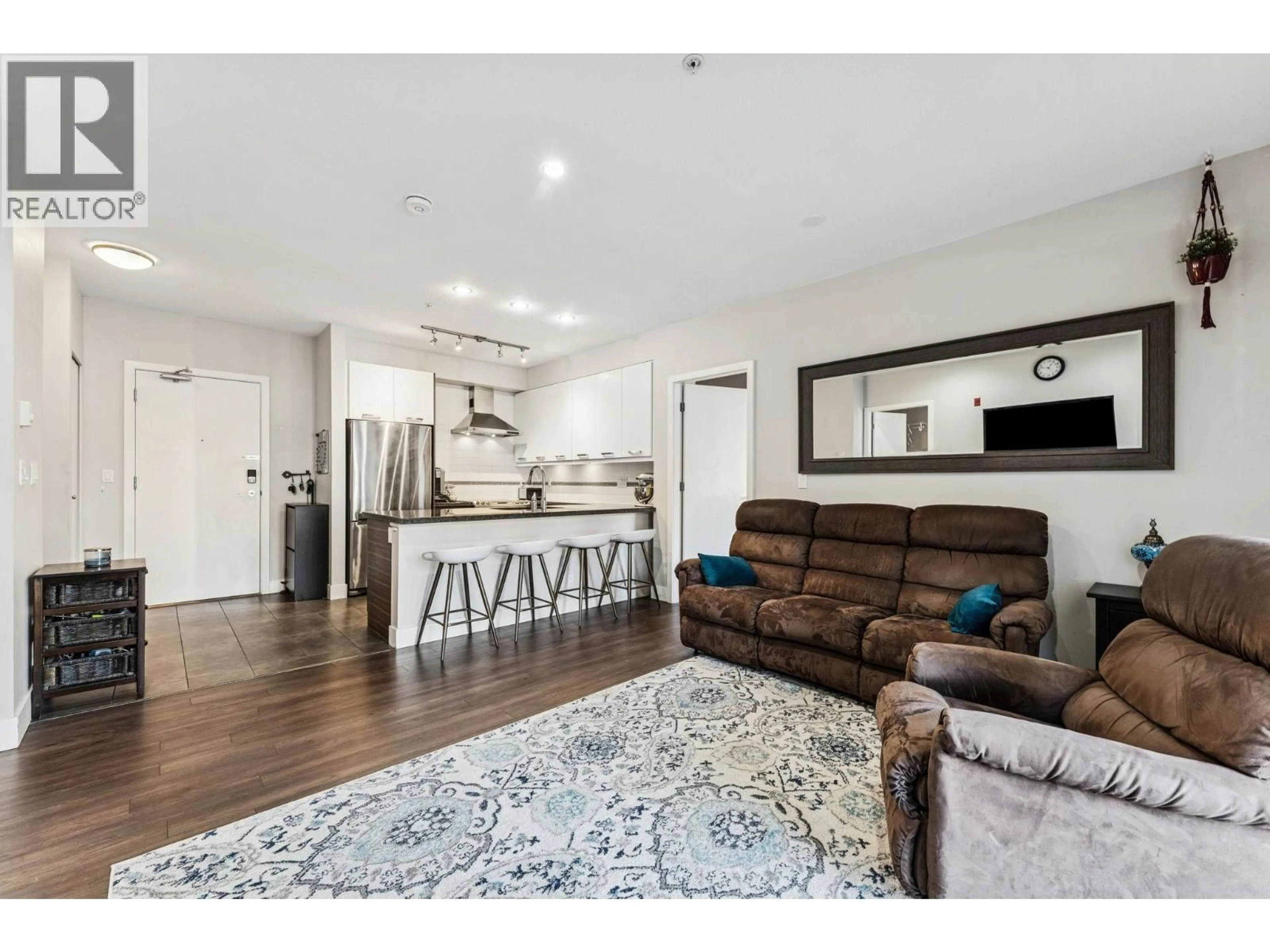 Open concept kitchen, wood/laminate floor for 302 - 1273 MARINE DRIVE, North Vancouver British Columbia V7P1T3