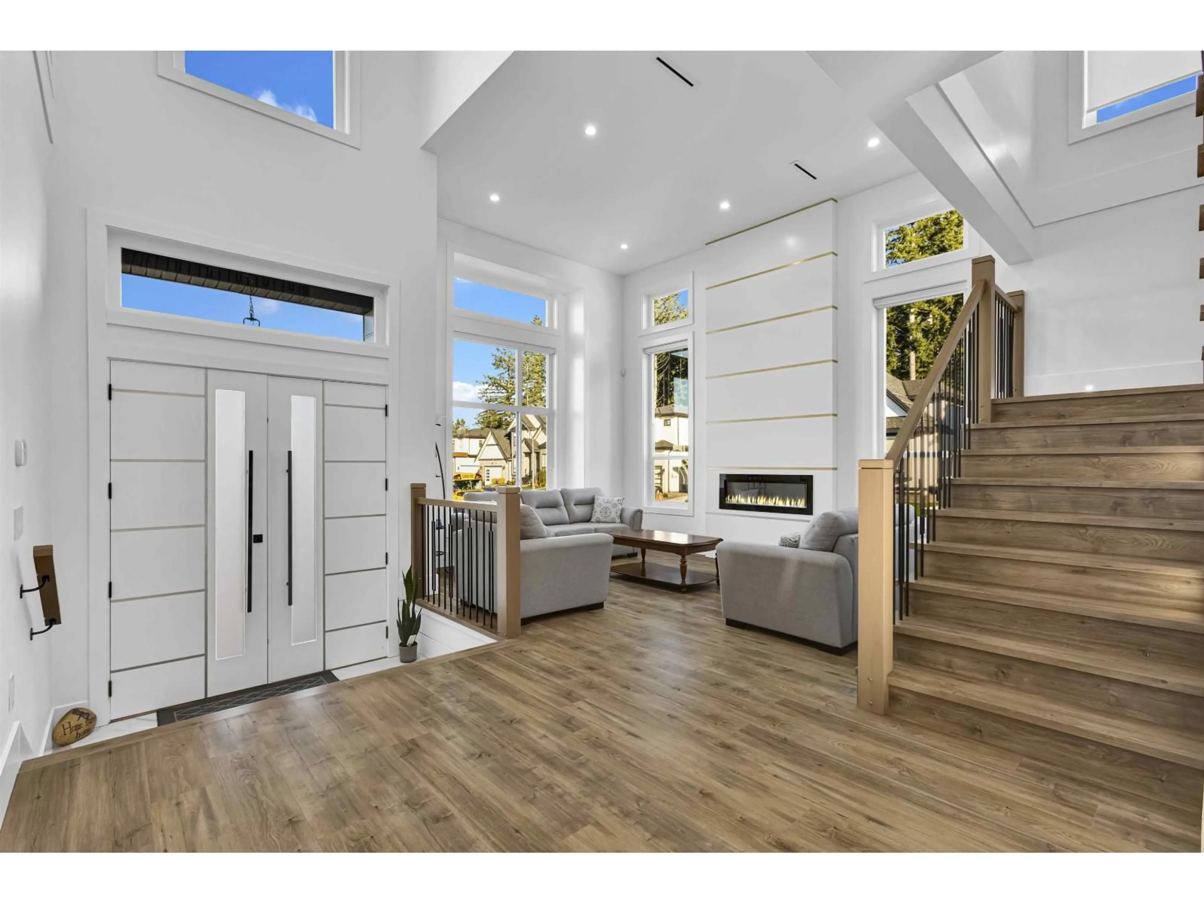 Indoor entryway for 19774 33 AVE, Langley British Columbia V3A0N9