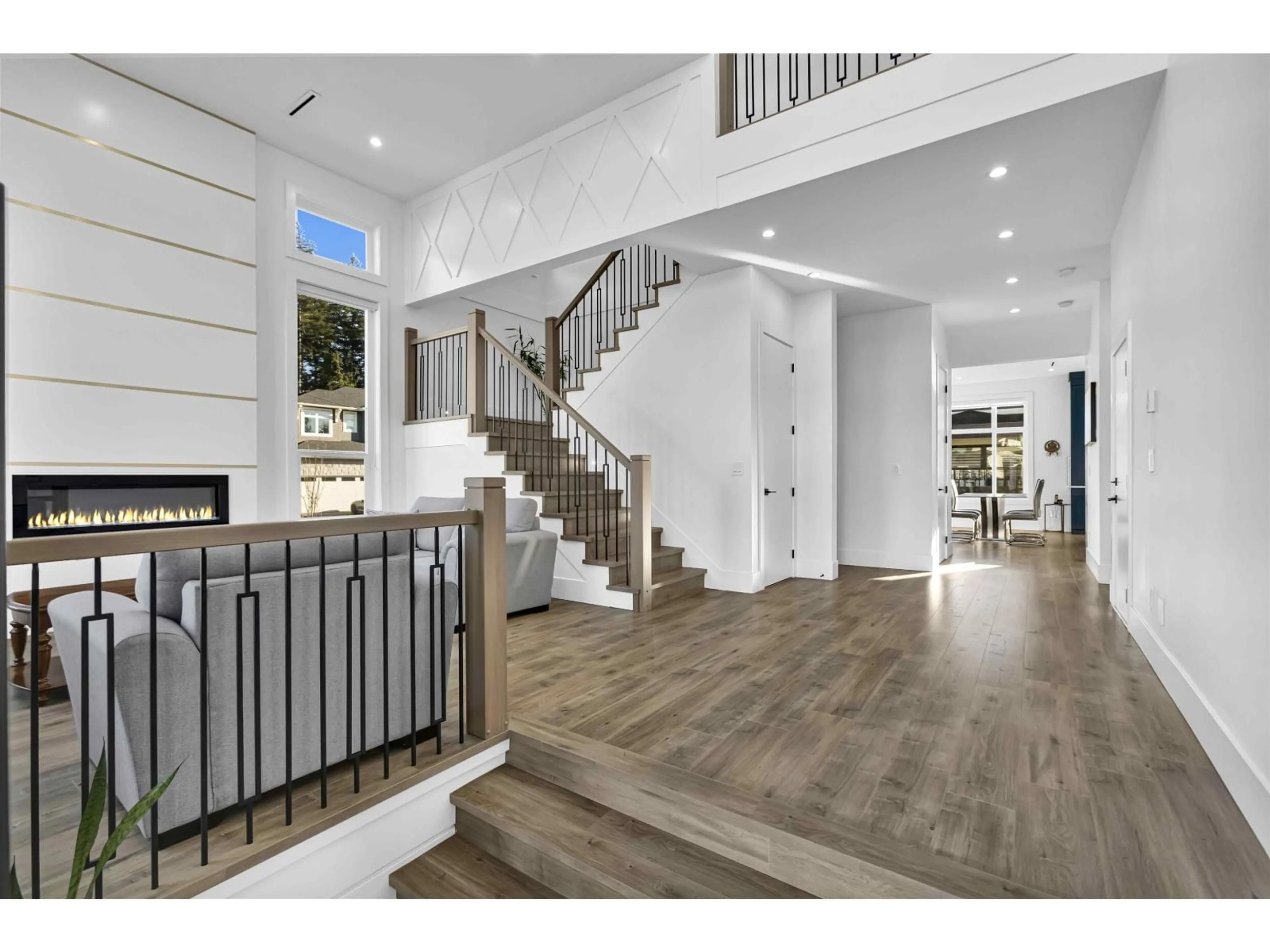 Indoor entryway for 19774 33 AVE, Langley British Columbia V3A0N9