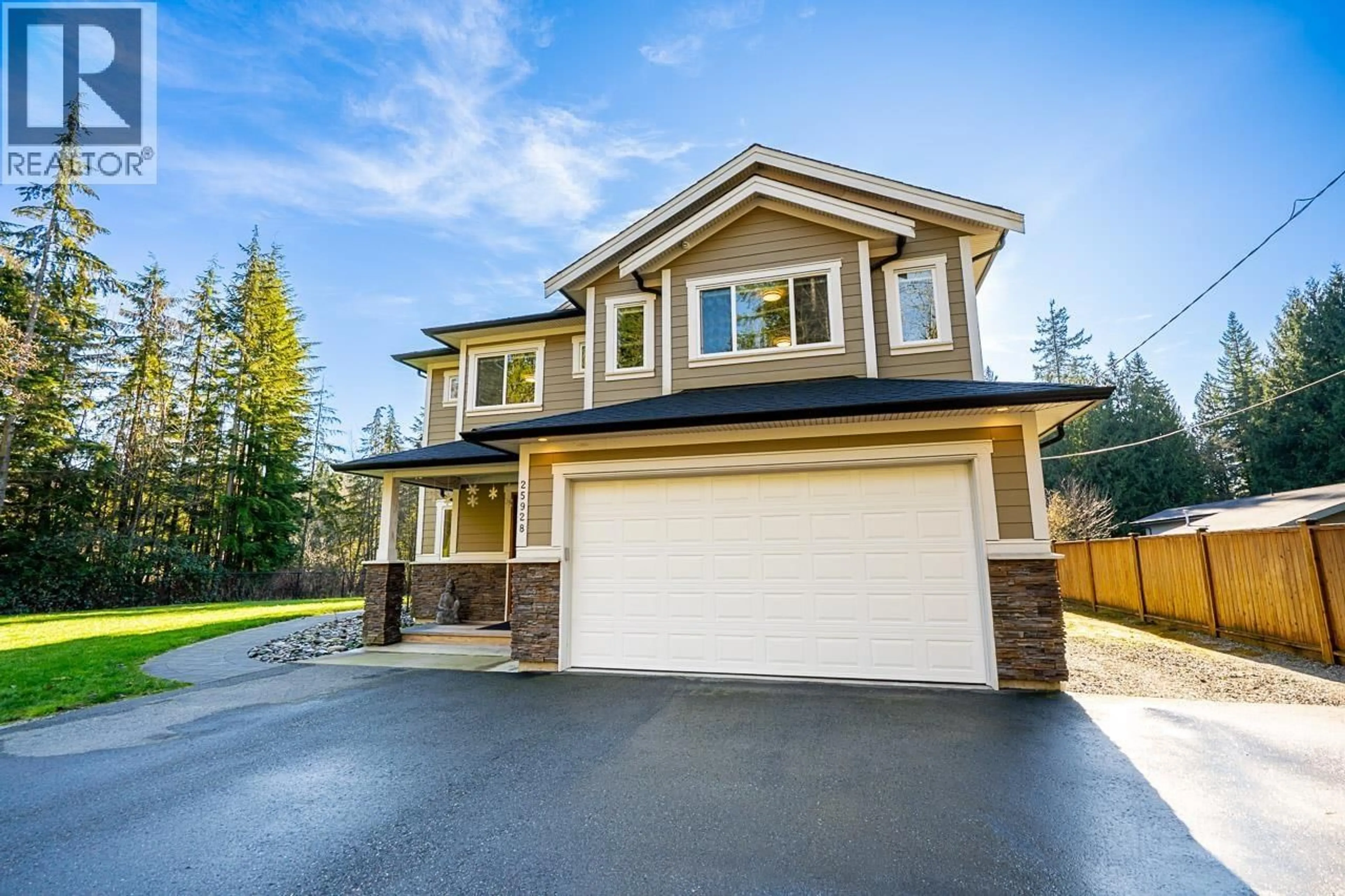 Home with vinyl exterior material, street for 25928 128 AVENUE, Maple Ridge British Columbia V4R1C4