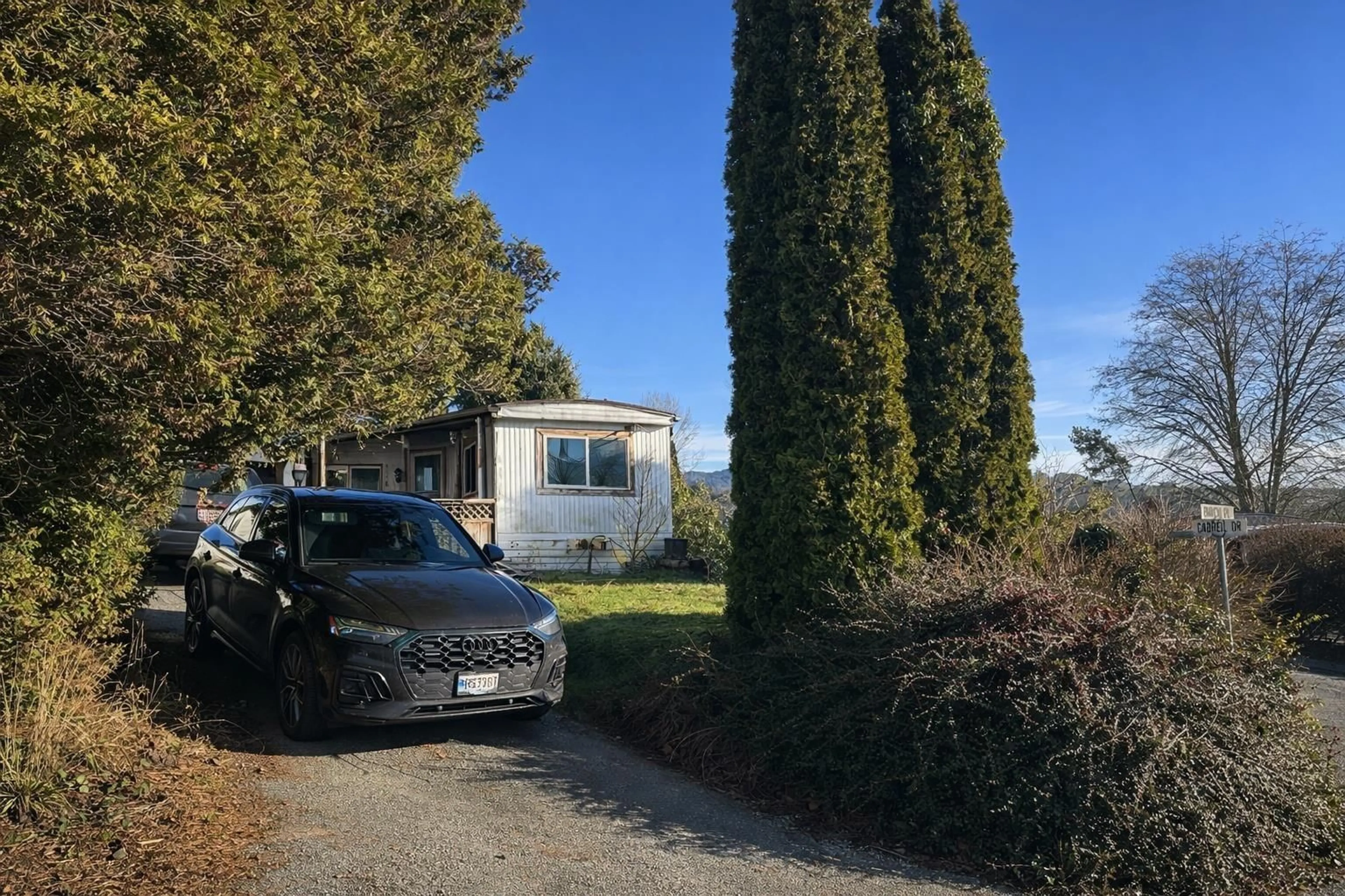 A pic from outside/outdoor area/front of a property/back of a property/a pic from drone, street for 111 - 10221 WILSON STREET, Mission British Columbia V4S1E2