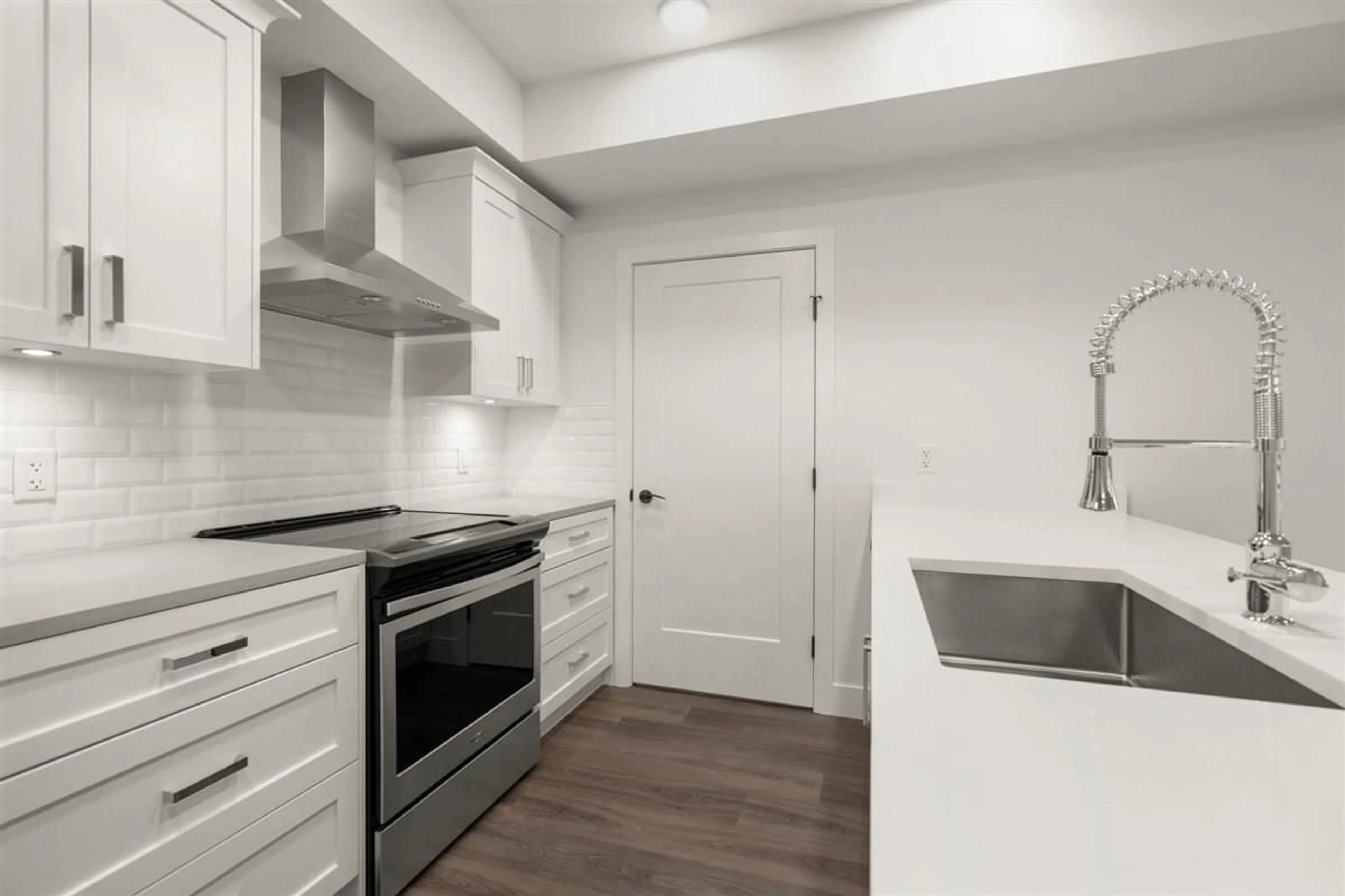 Standard kitchen, unknown for 101 - 33568 GEORGE FERGUSON WAY, Abbotsford British Columbia V2S0M3