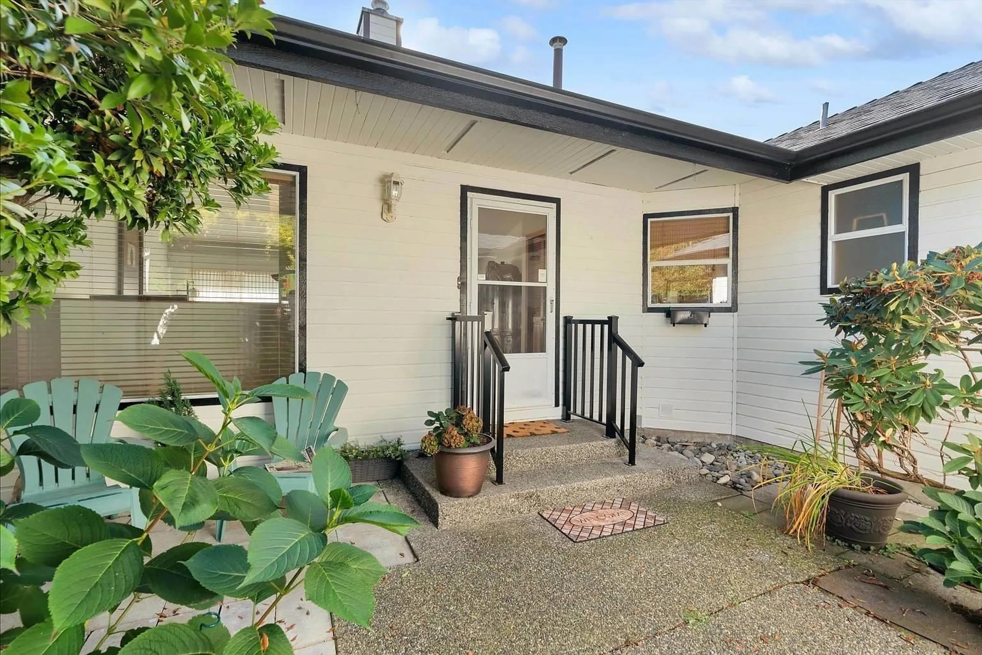 Unknown for 14098 20 AVENUE, Surrey British Columbia V4A8P8