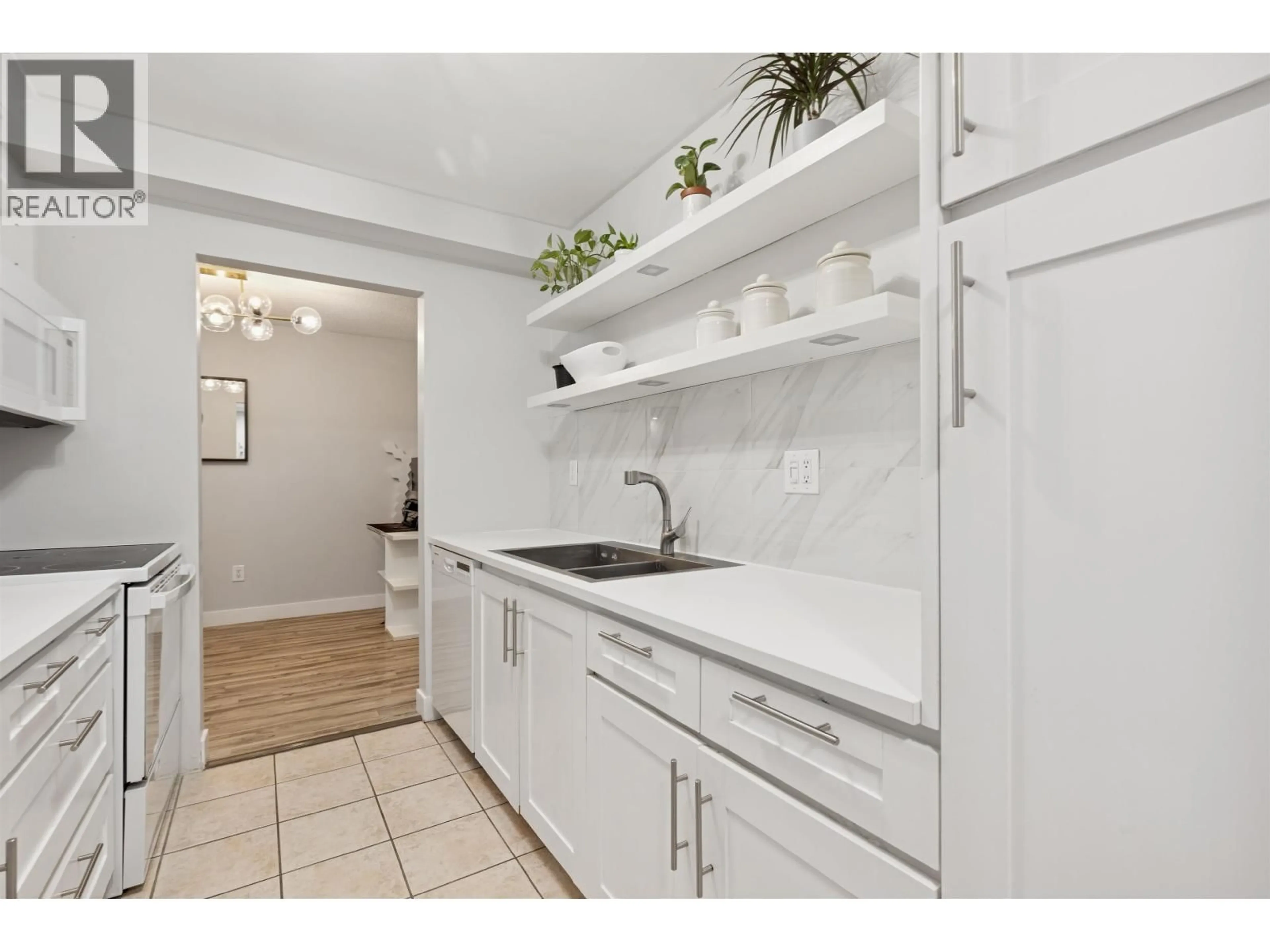 Standard kitchen, ceramic/tile floor for 102 - 4111 FRANCIS ROAD, Richmond British Columbia V7C1J8