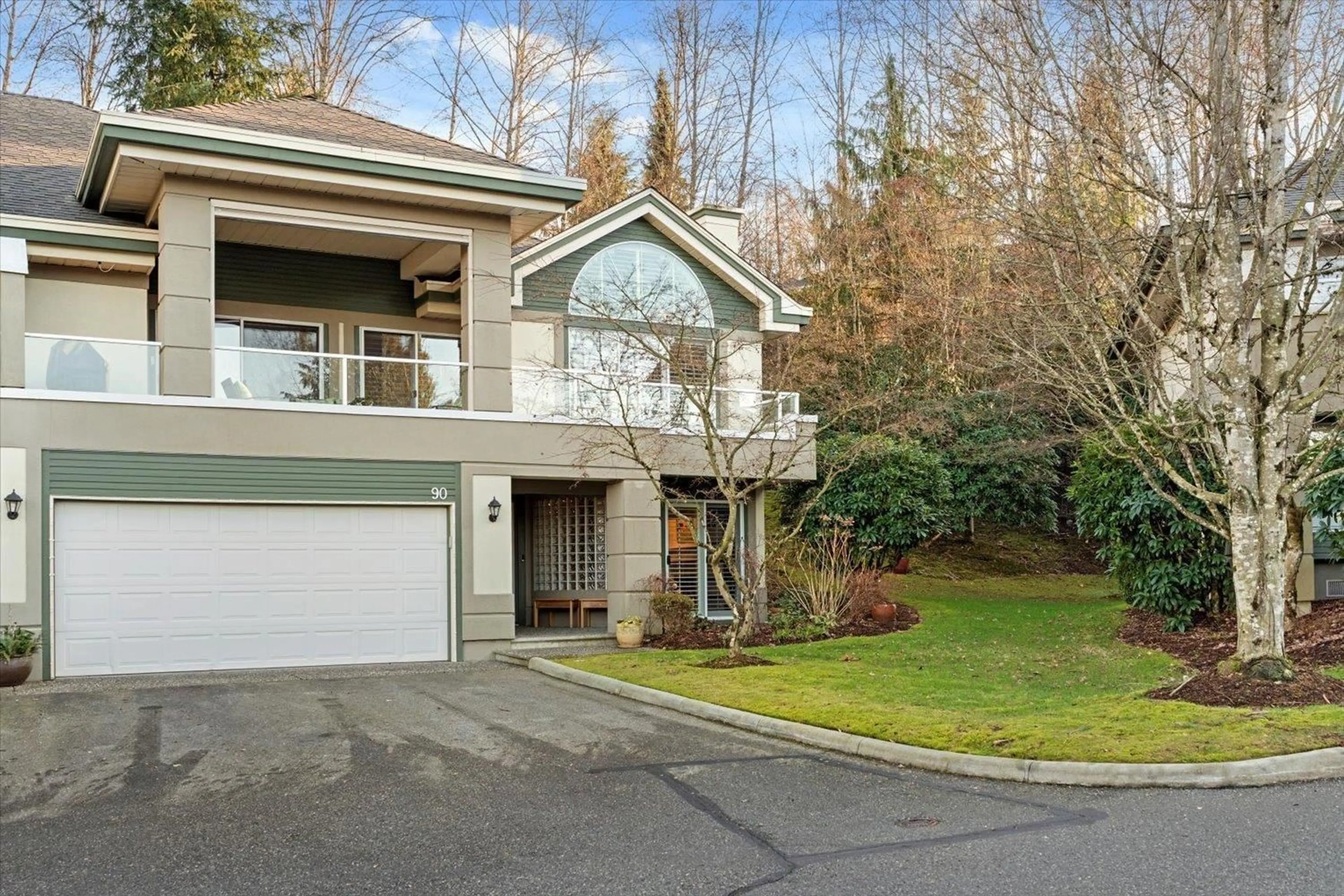 Home with vinyl exterior material, unknown for 90 - 4001 OLD CLAYBURN ROAD, Abbotsford British Columbia V3G1C5