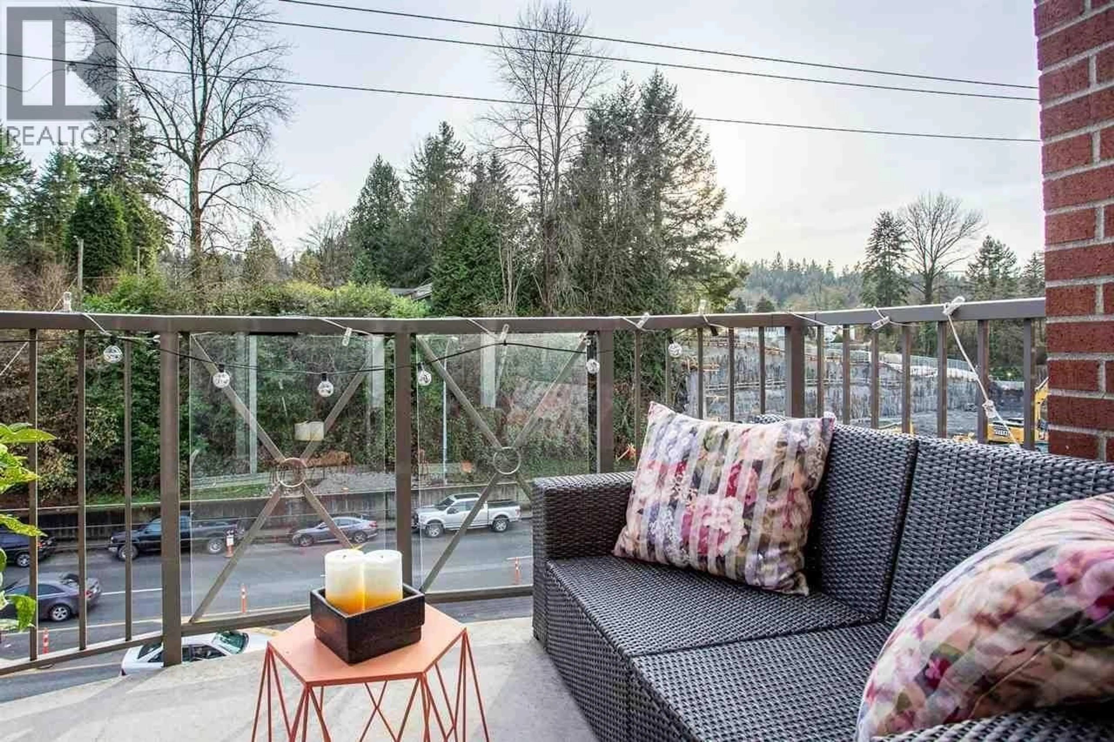 Patio, water/lake/river/ocean view for 403 - 3250 ST JOHNS STREET, Port Moody British Columbia V3H0B1