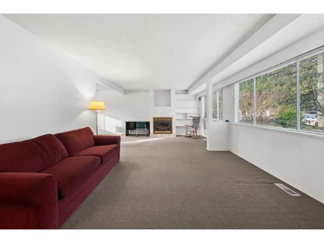 14750 60 AVENUE, Surrey 4