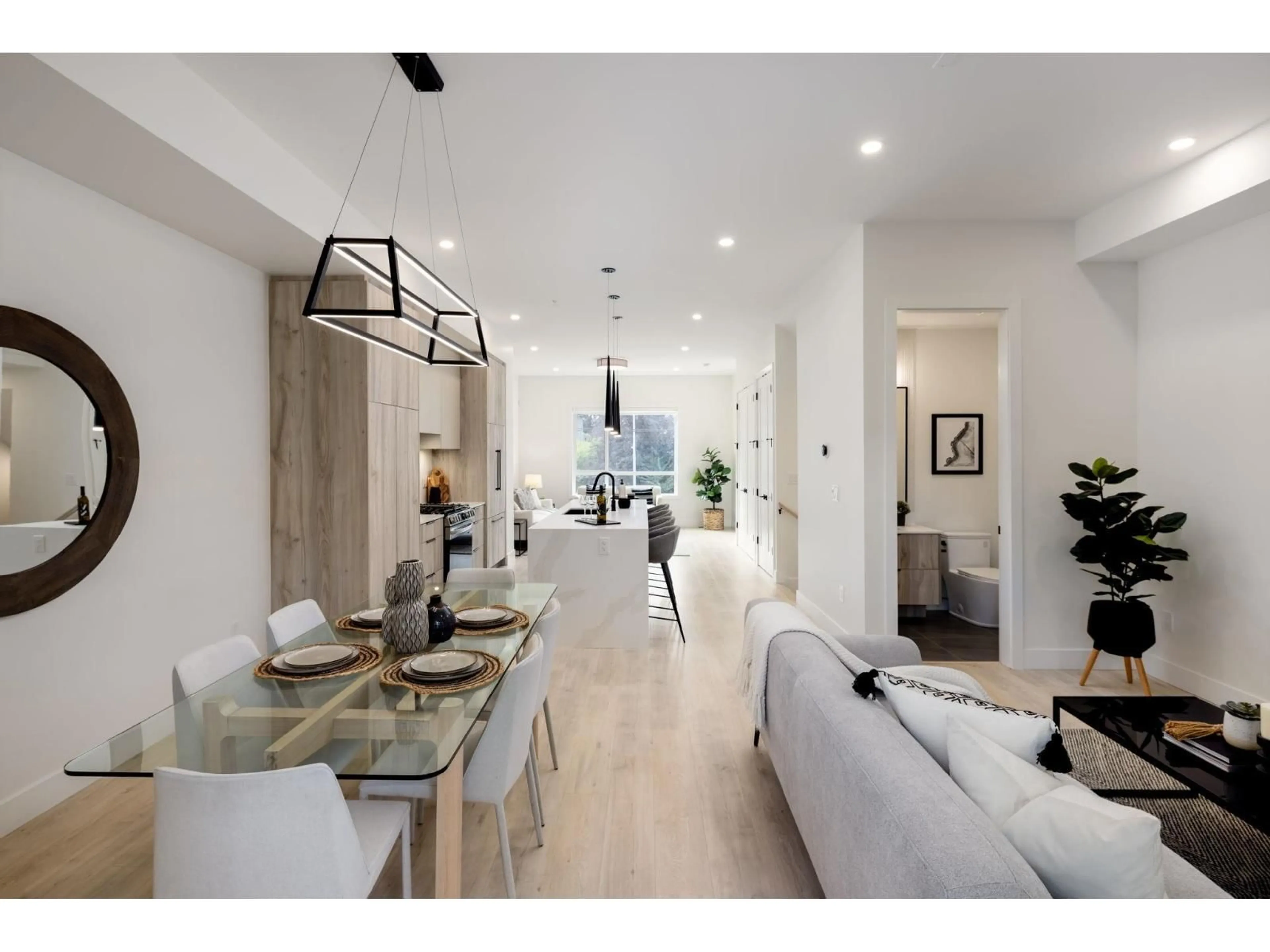 Unknown for 4538 208 STREET, Langley British Columbia V3A2H9