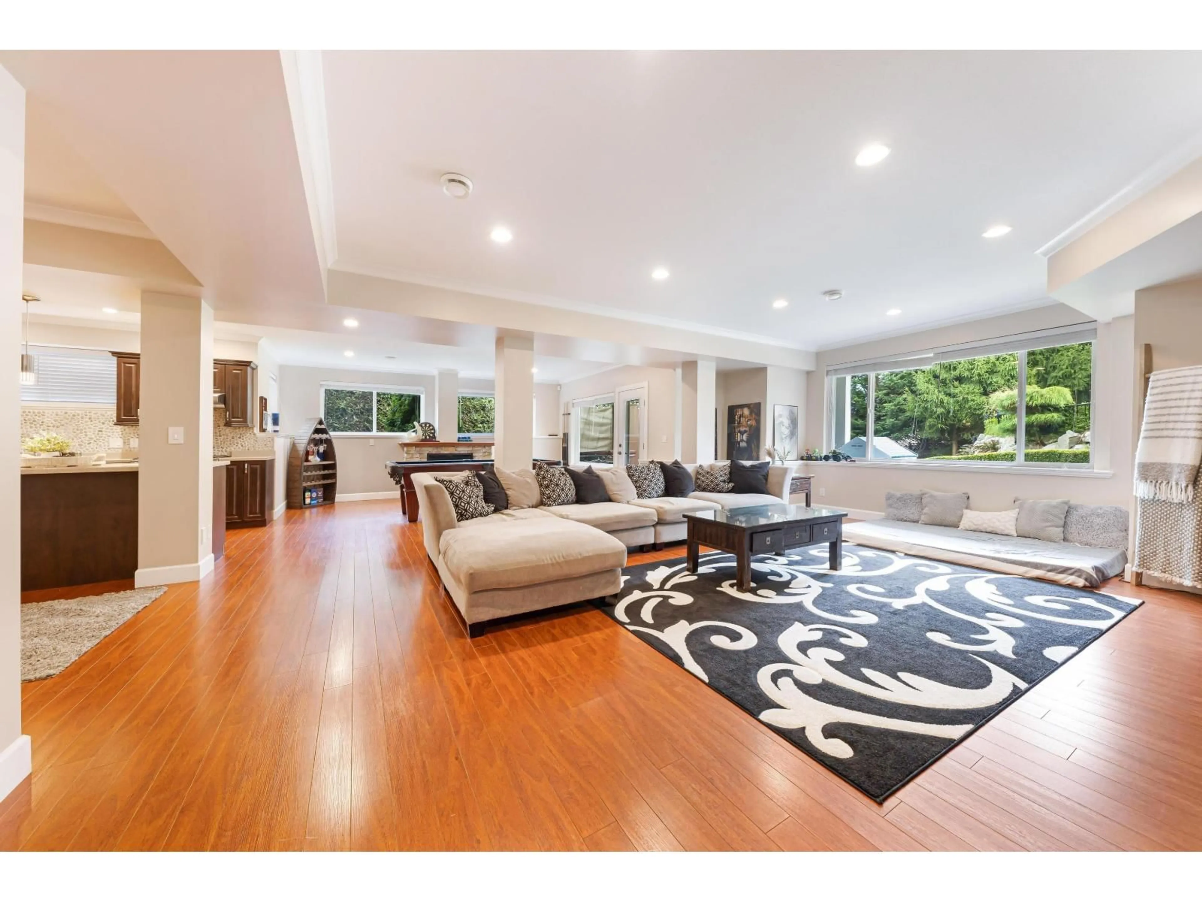 Unknown for 17038 GREENWAY DRIVE, Surrey British Columbia V4N5C5