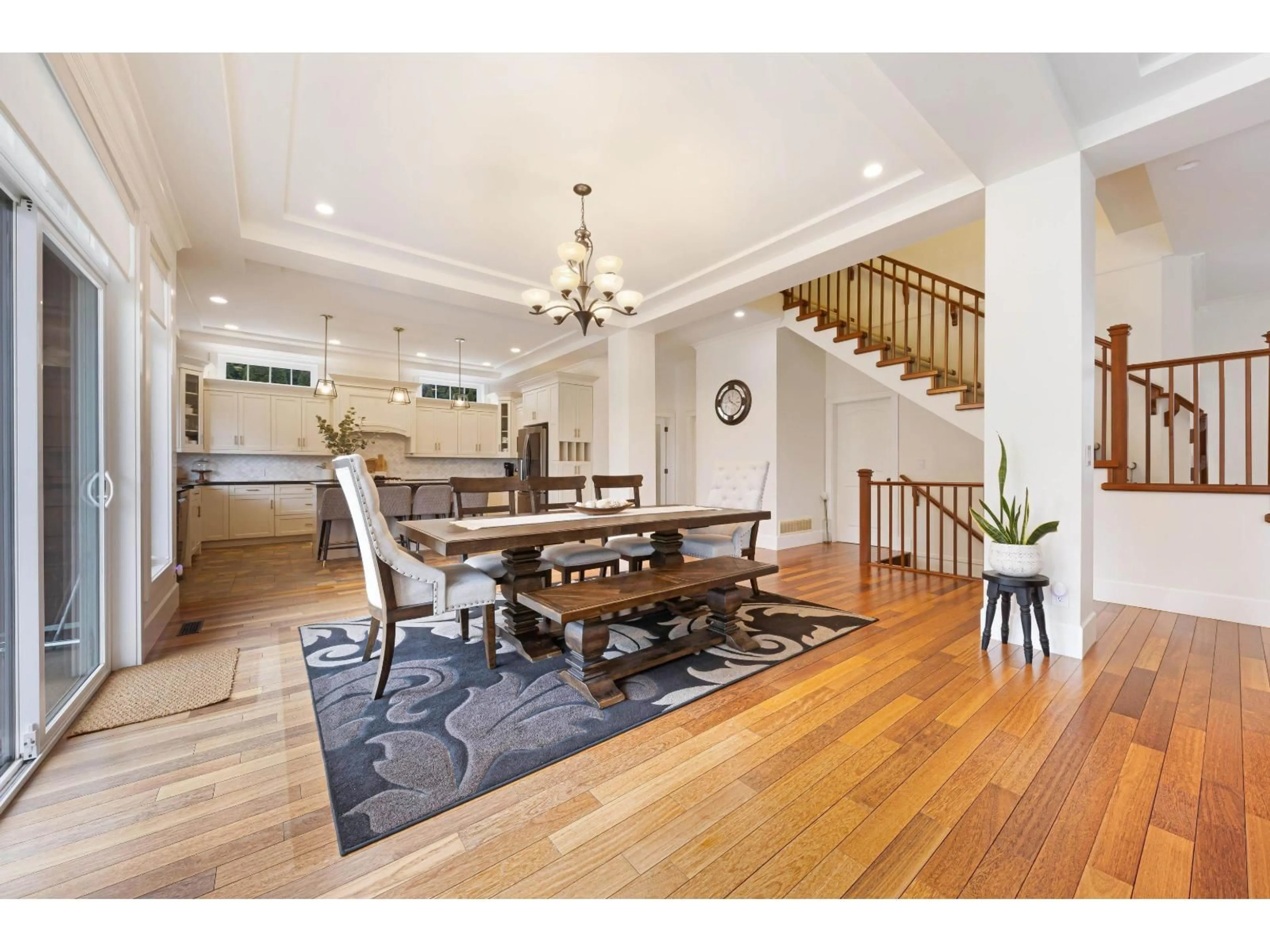 Open concept kitchen, wood/laminate floor for 17038 GREENWAY DRIVE, Surrey British Columbia V4N5C5