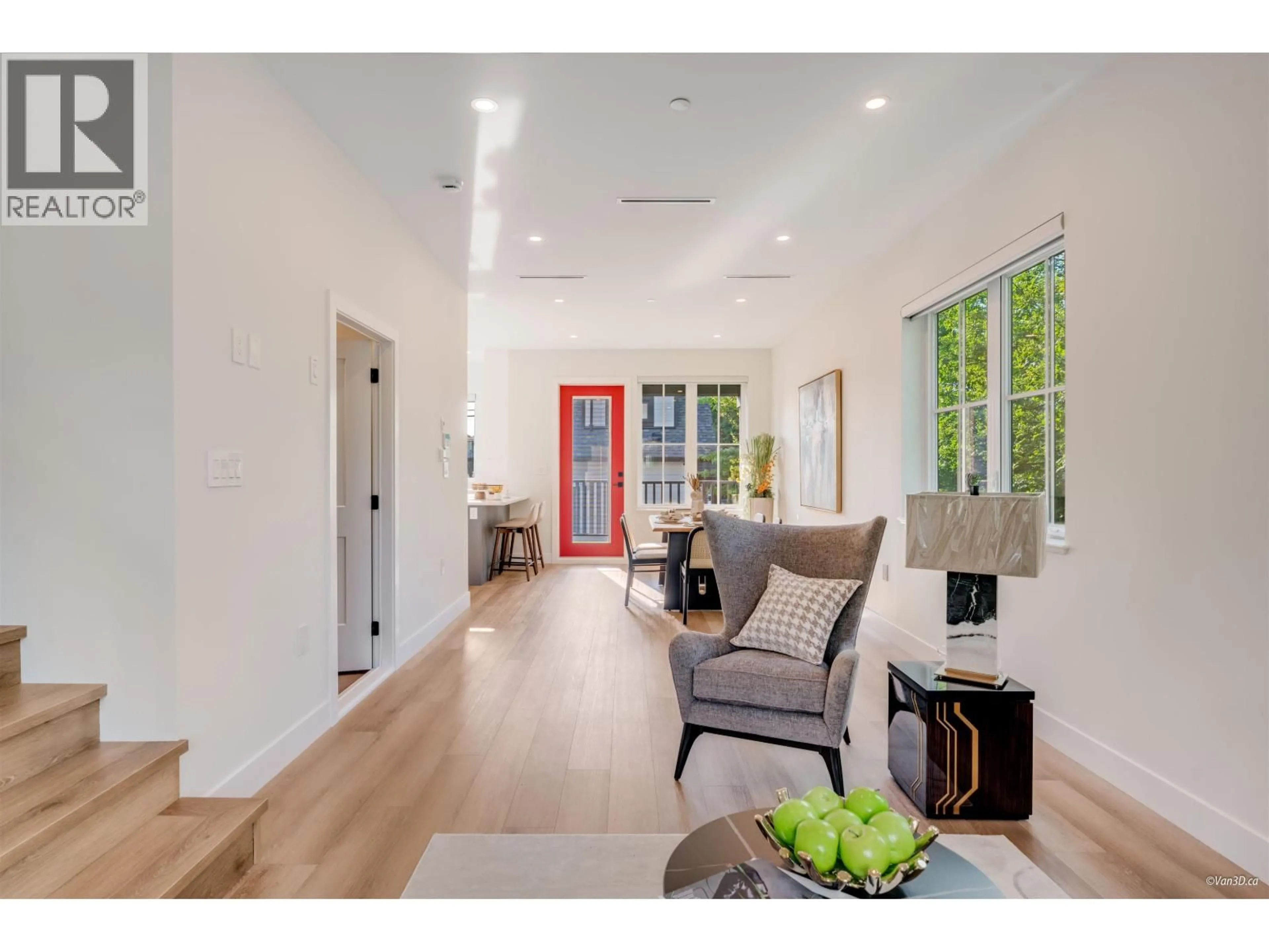 Indoor entryway for 6709 FLEMING STREET, Vancouver British Columbia V5P3H4