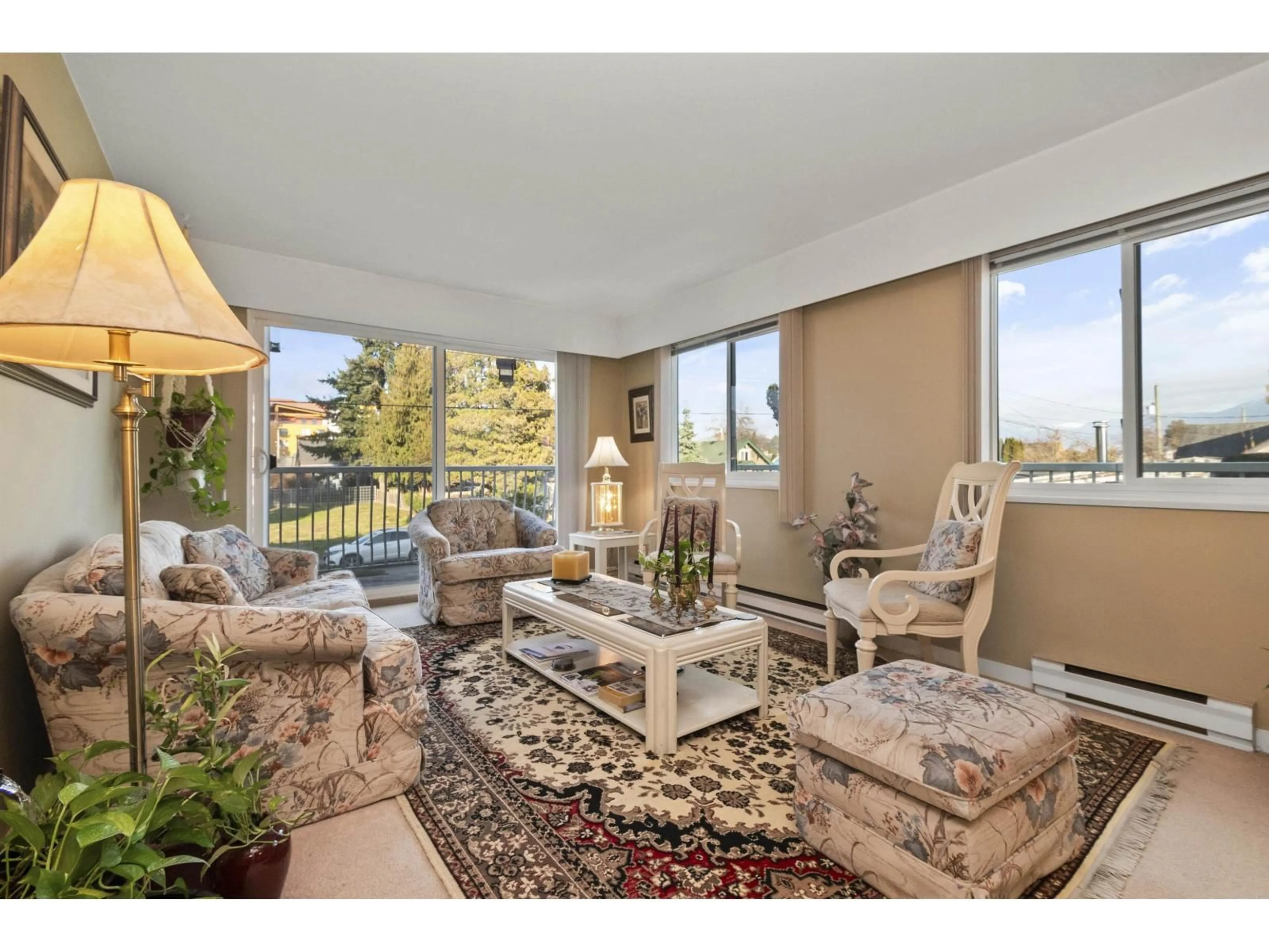 Living room with furniture, unknown for 6 - 46210 MARGARET AVENUE, Chilliwack British Columbia V2P2G9