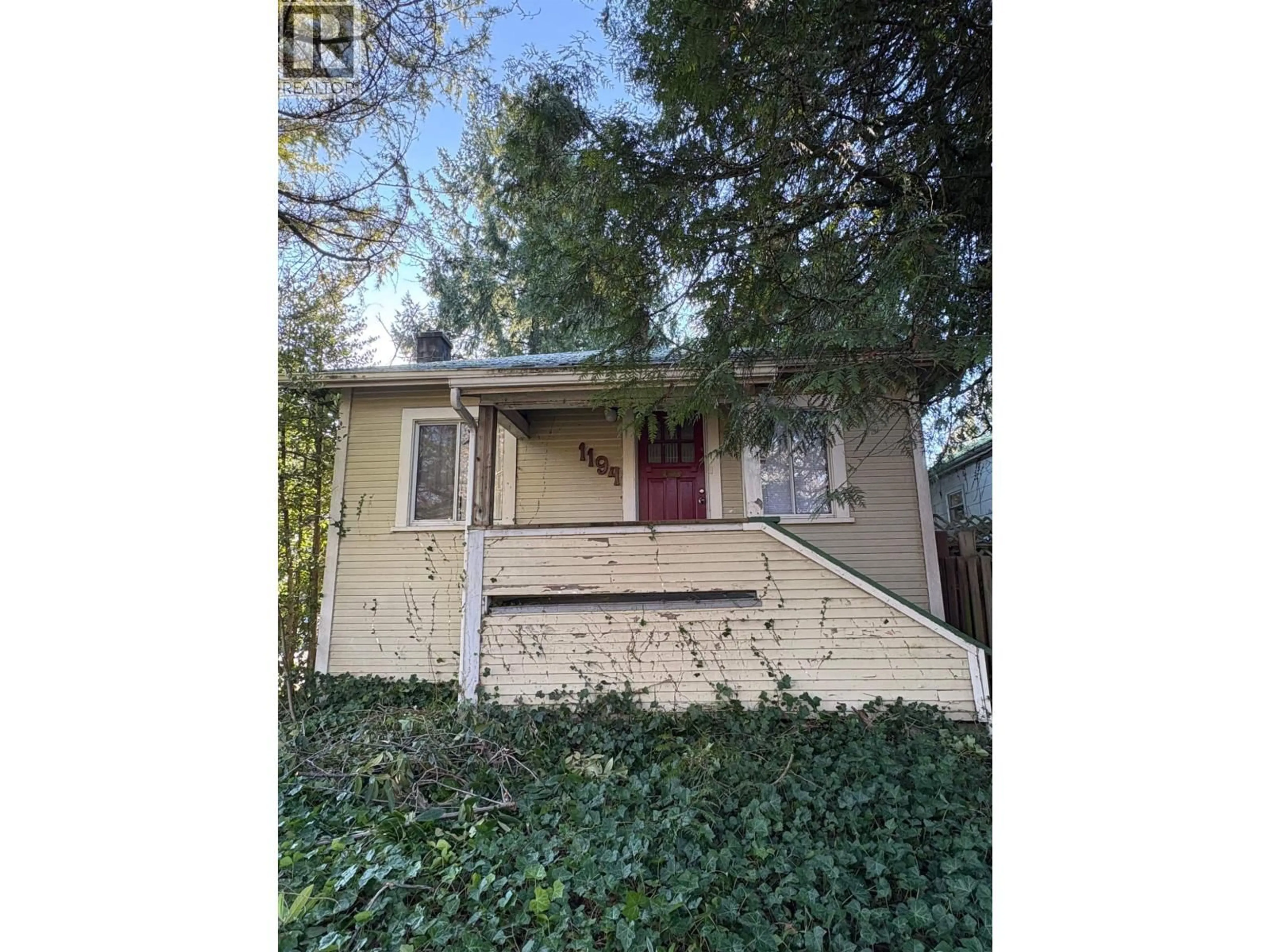 Shed for 1194 18TH AVENUE, Vancouver British Columbia V5V1H2