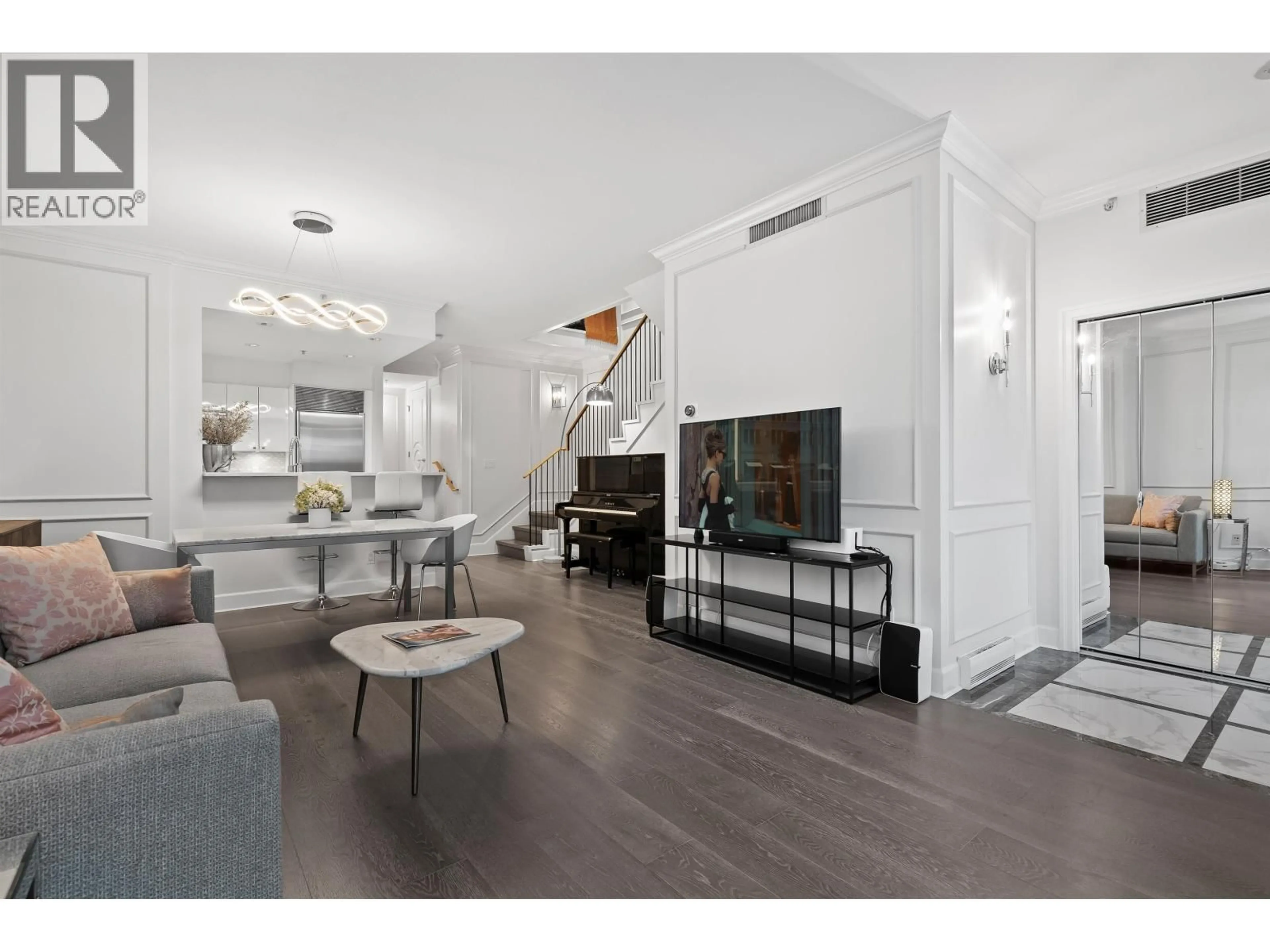 Unknown for 493 BROUGHTON STREET, Vancouver British Columbia V6G3E8