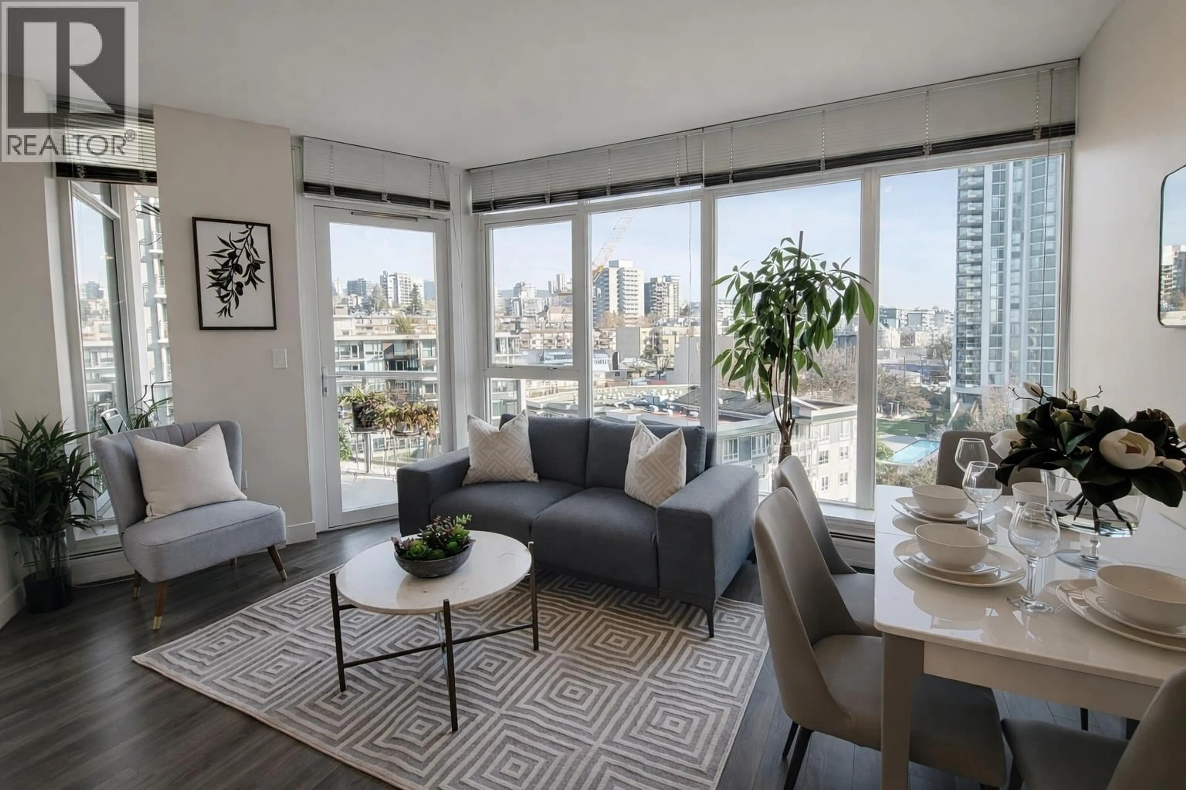 Living room with furniture, unknown for 901 - 175 2ND STREET, North Vancouver British Columbia V7M0A5