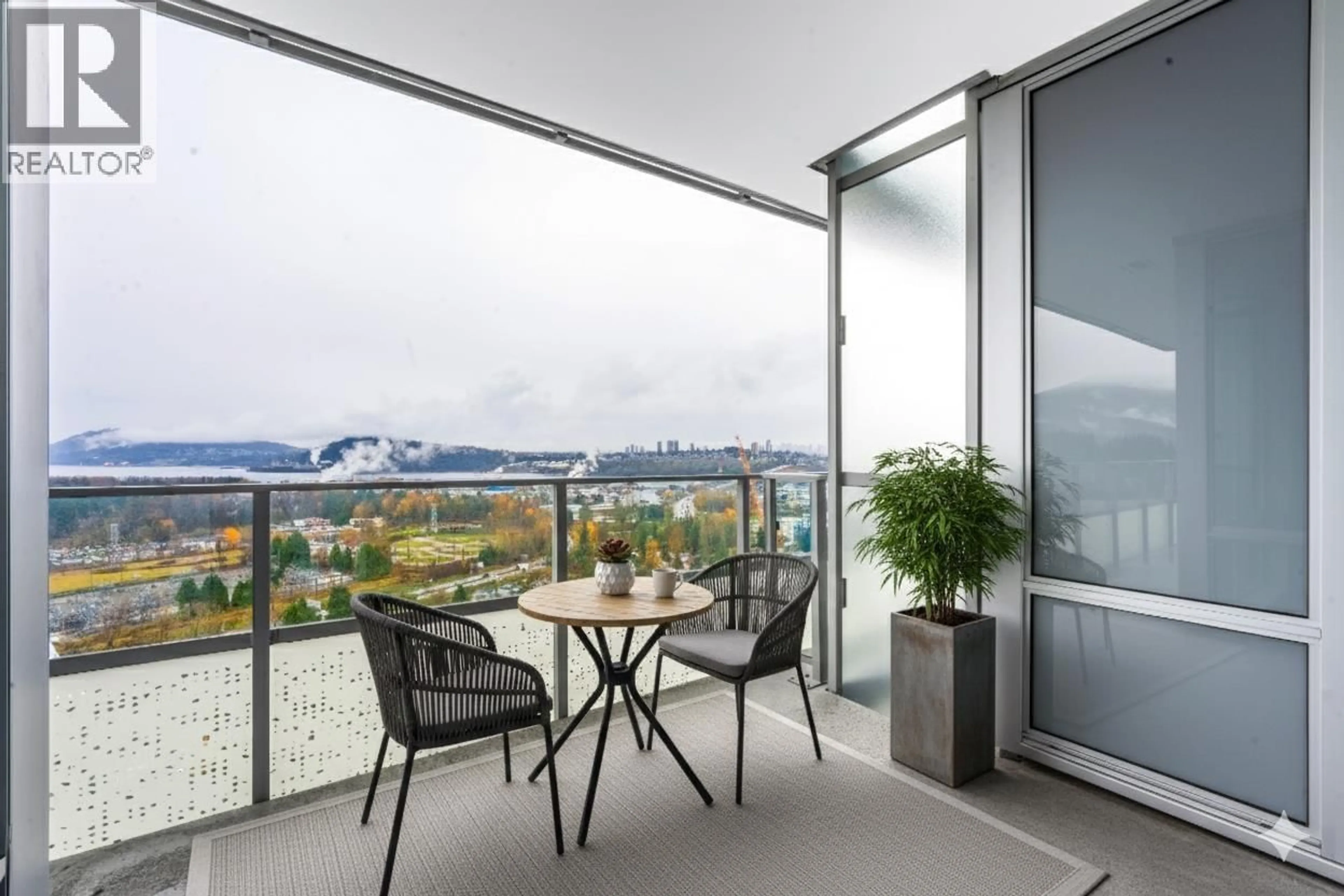 Balcony in the apartment, water/lake/river/ocean view for 3002 - 1500 FERN STREET, North Vancouver British Columbia V7J0E6