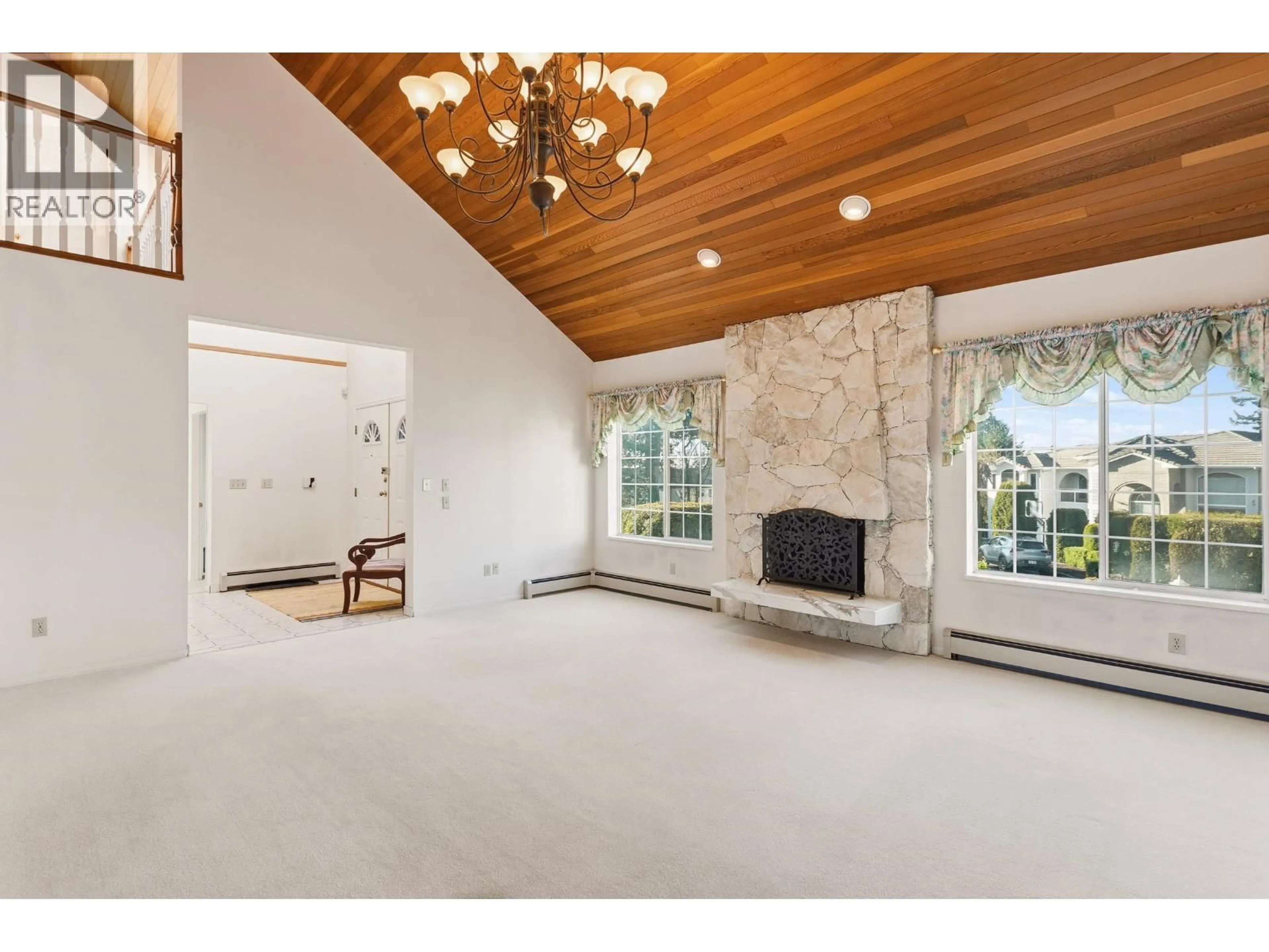 Unknown for 1506 GILES PLACE, Burnaby British Columbia V5A3K6