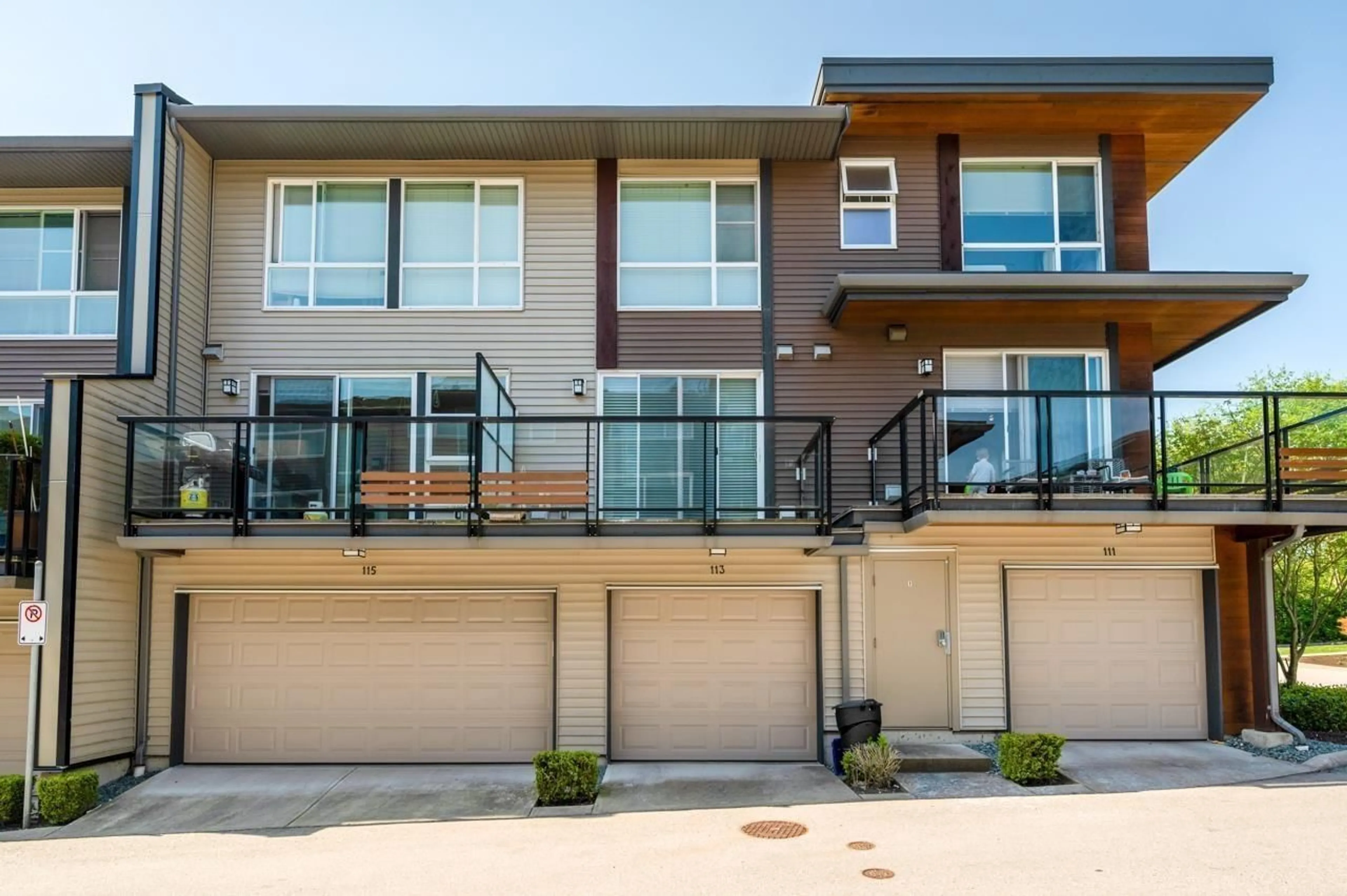 Home with brick exterior material, street for 113 - 2228 162 STREET, Surrey British Columbia V3Z6P4