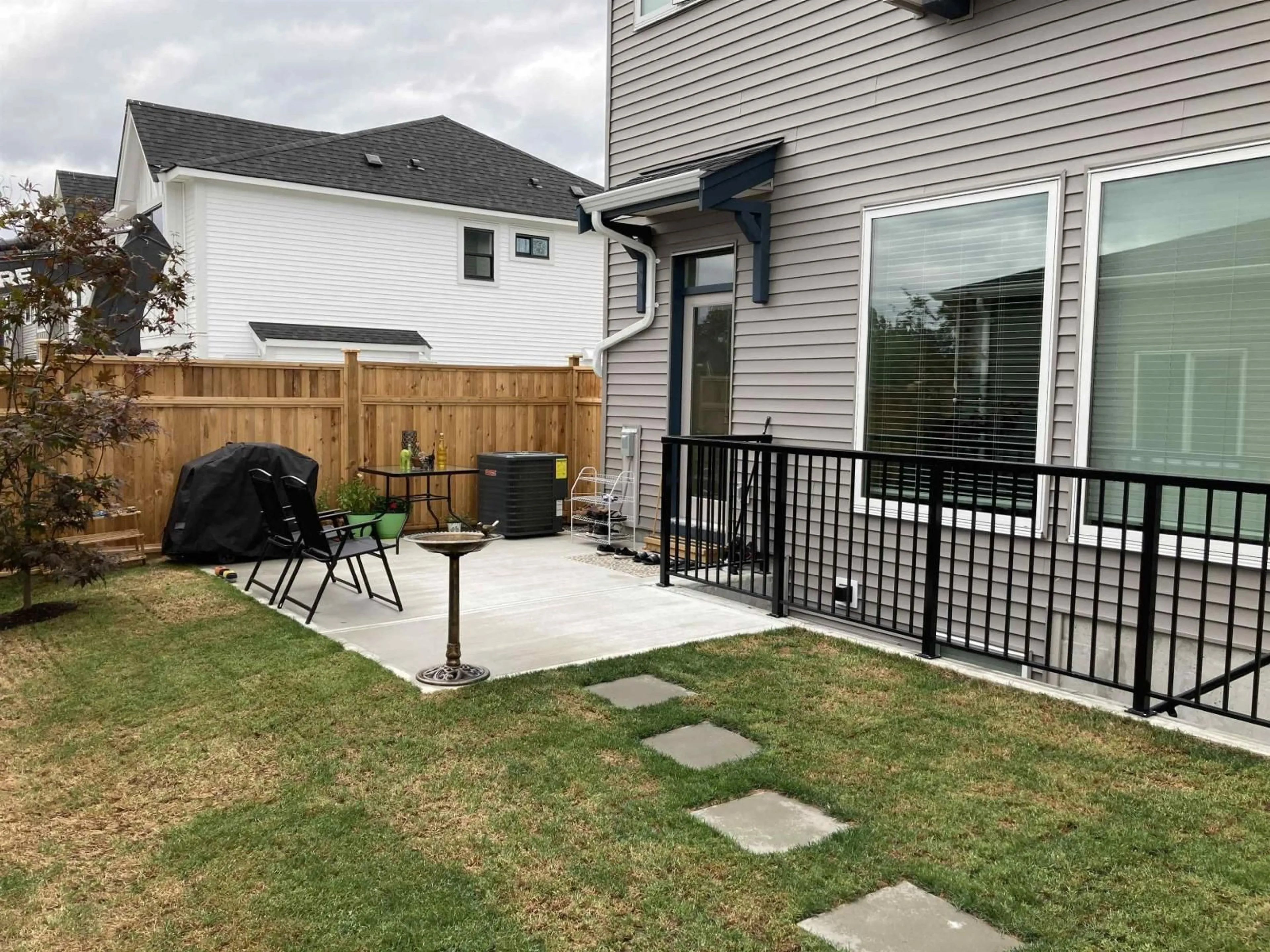 Patio, street for 7477 197 STREET, Langley British Columbia V2Y3R6