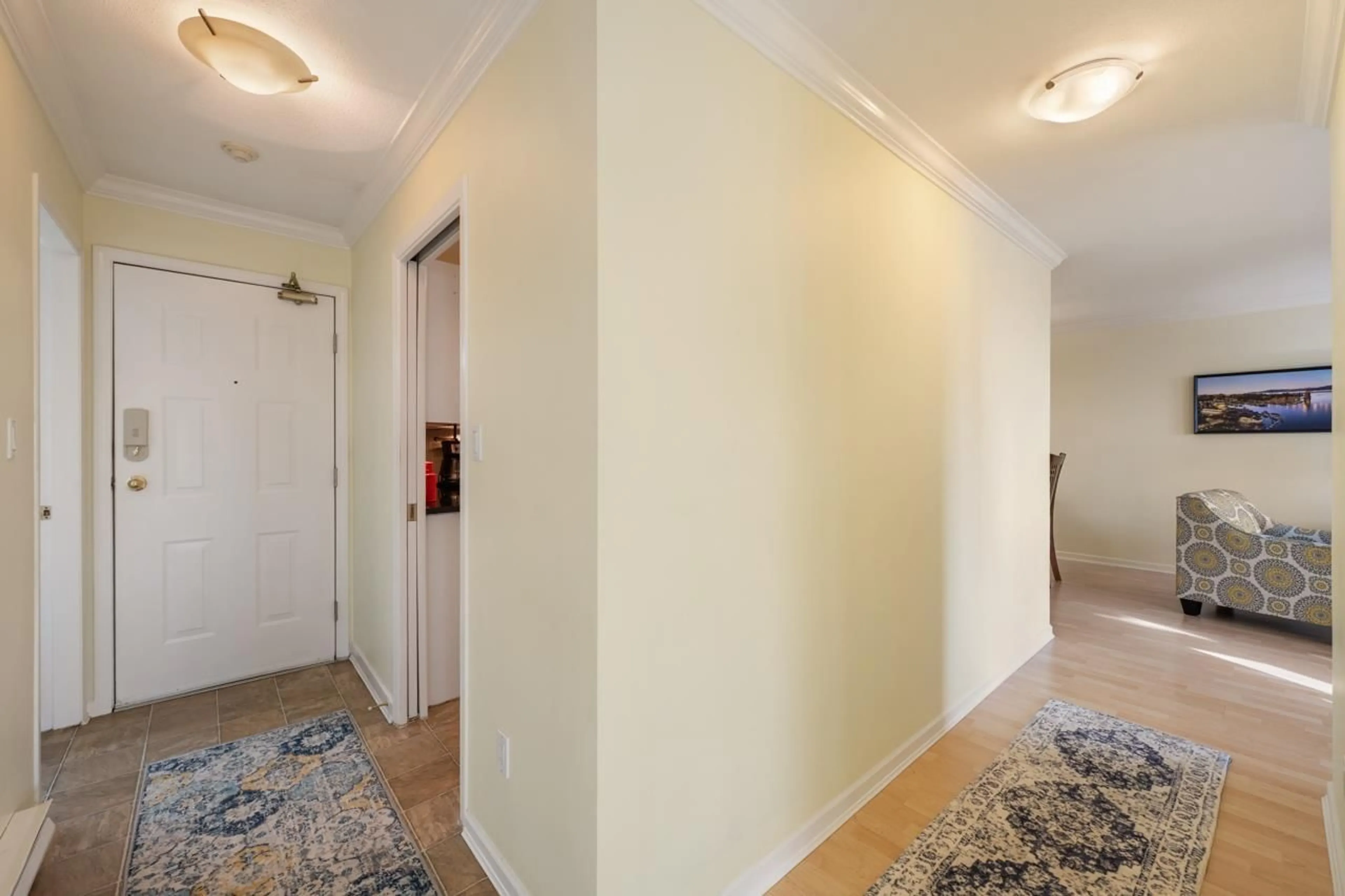 Indoor entryway for 312 - 15875 MARINE DRIVE, White Rock British Columbia V4B5J2