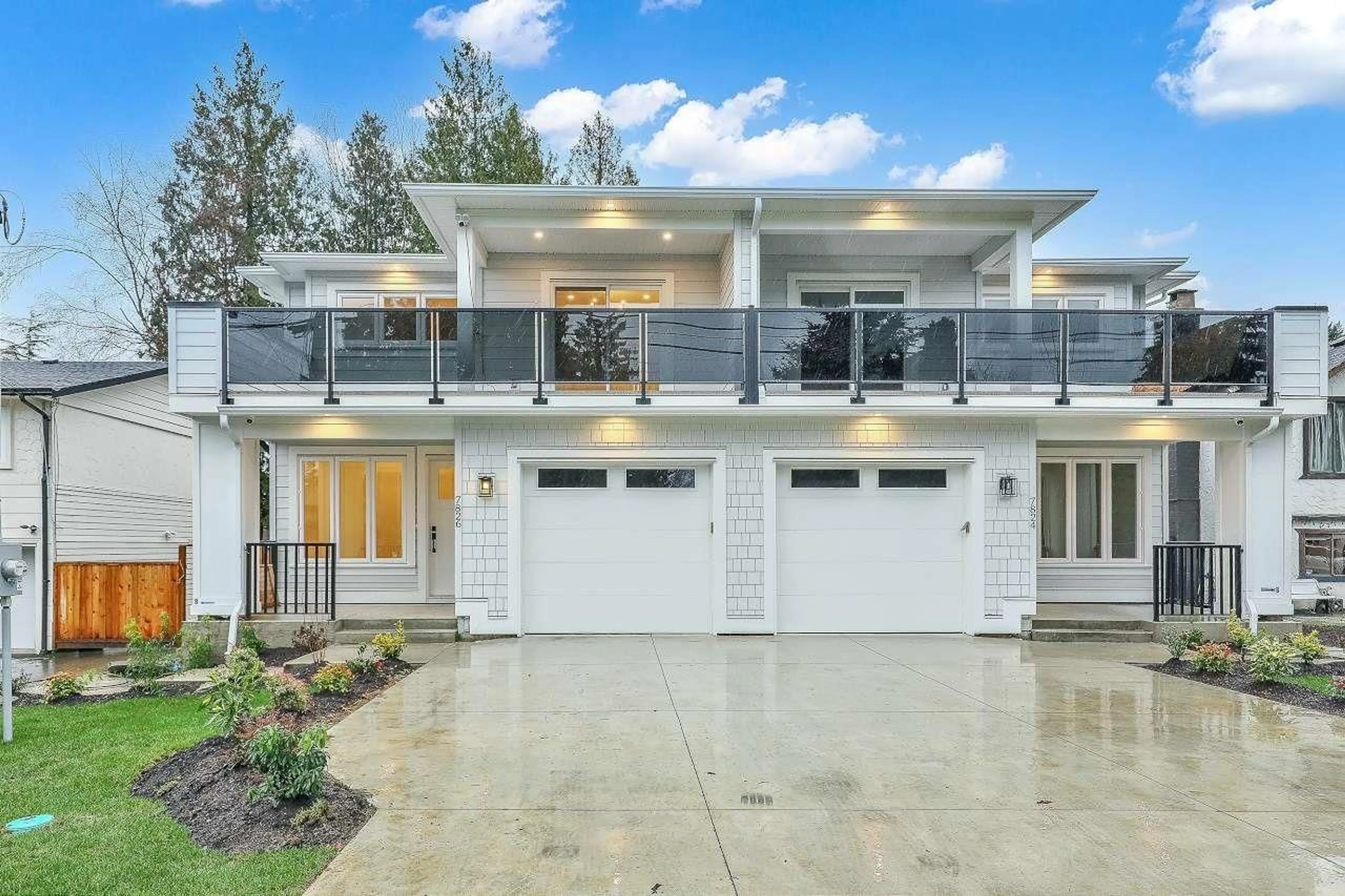 Home with vinyl exterior material, unknown for 7826 118 STREET, Surrey British Columbia V4C6G8