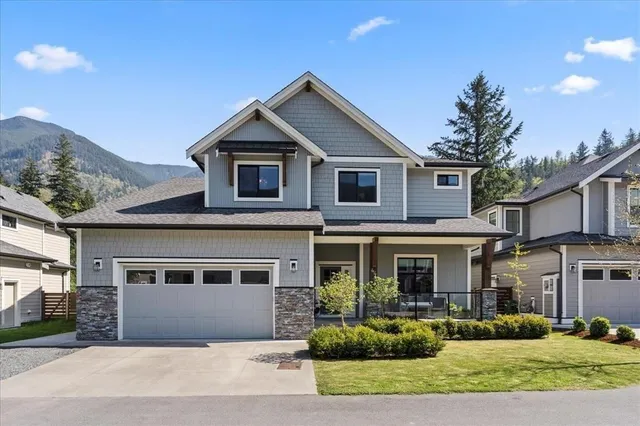 44 - 1885 COLUMBIA VALLEY ROAD, Cultus Lake 5