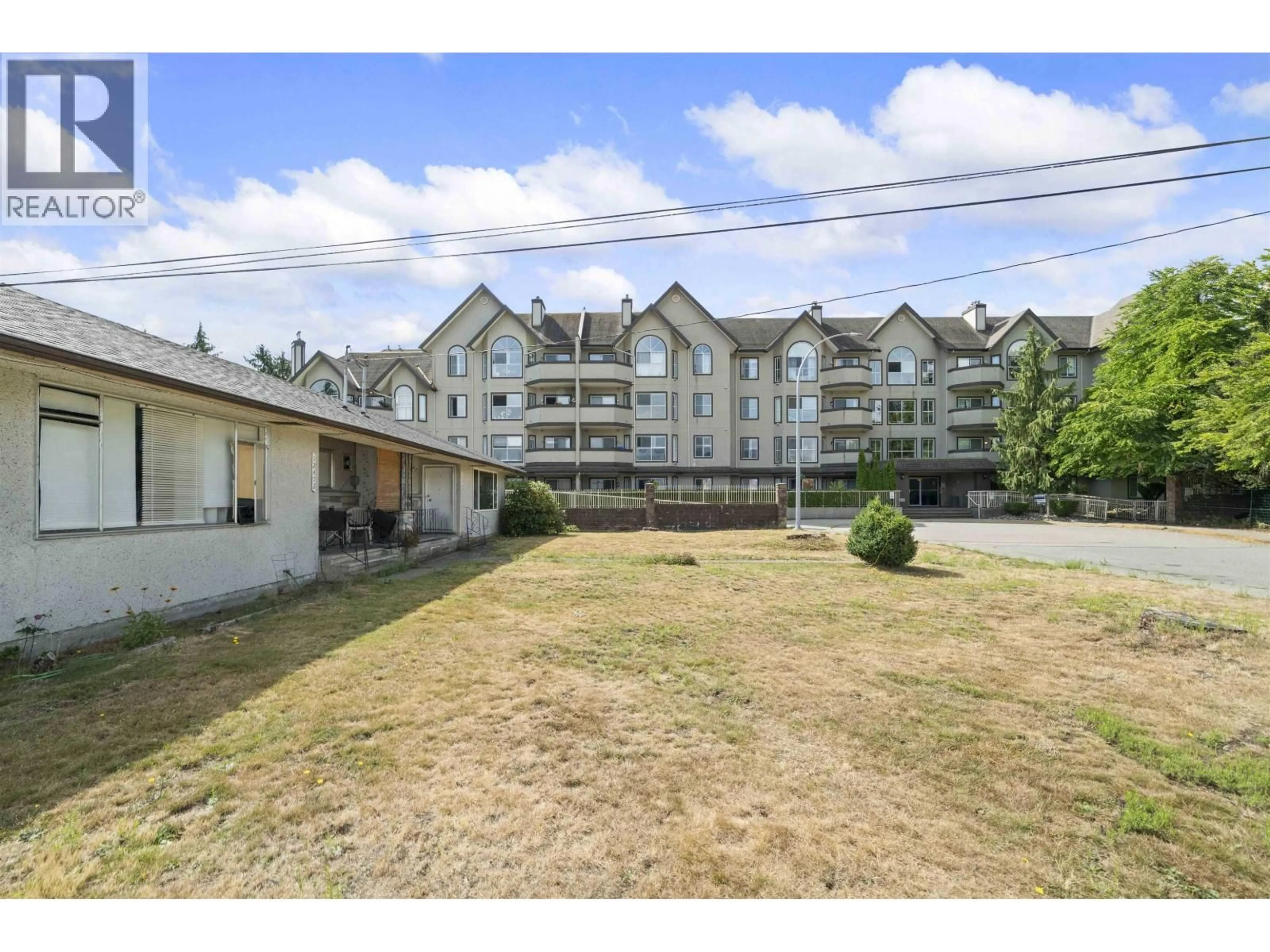 A pic from outside/outdoor area/front of a property/back of a property/a pic from drone, unknown for 12466 191B STREET, Pitt Meadows British Columbia V3Y2J3