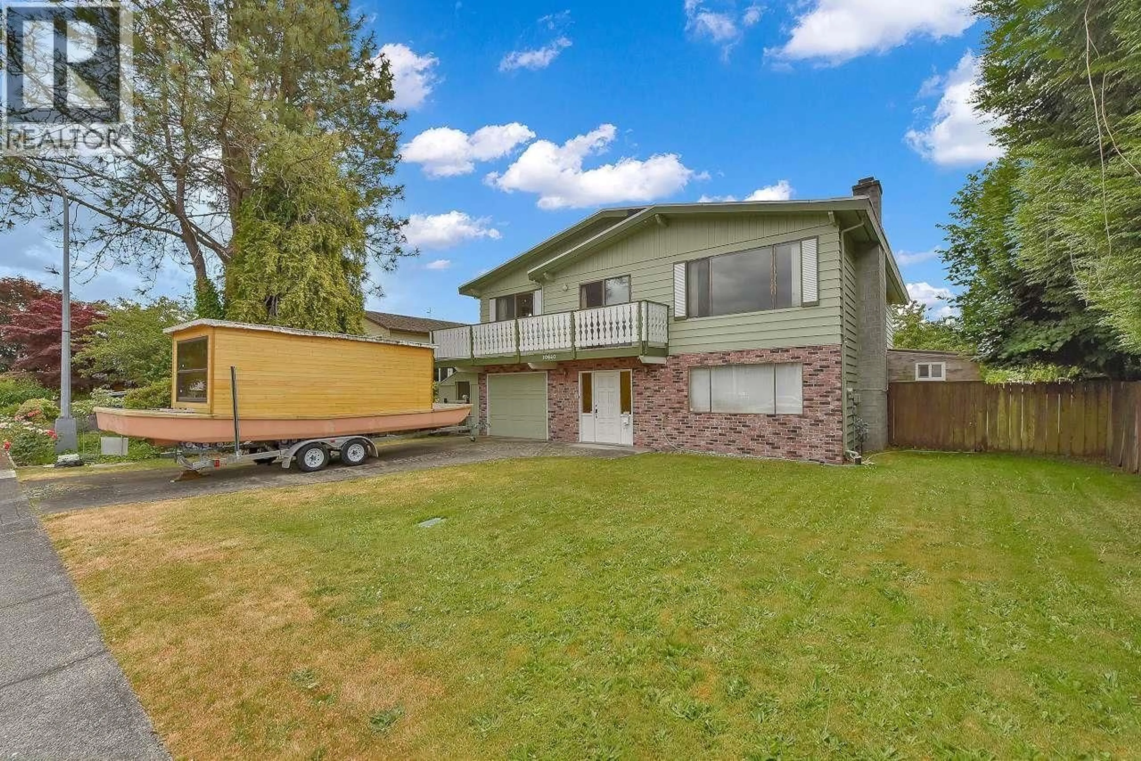 Home with vinyl exterior material, street for 10640 ANAHIM DRIVE, Richmond British Columbia V7A3C5