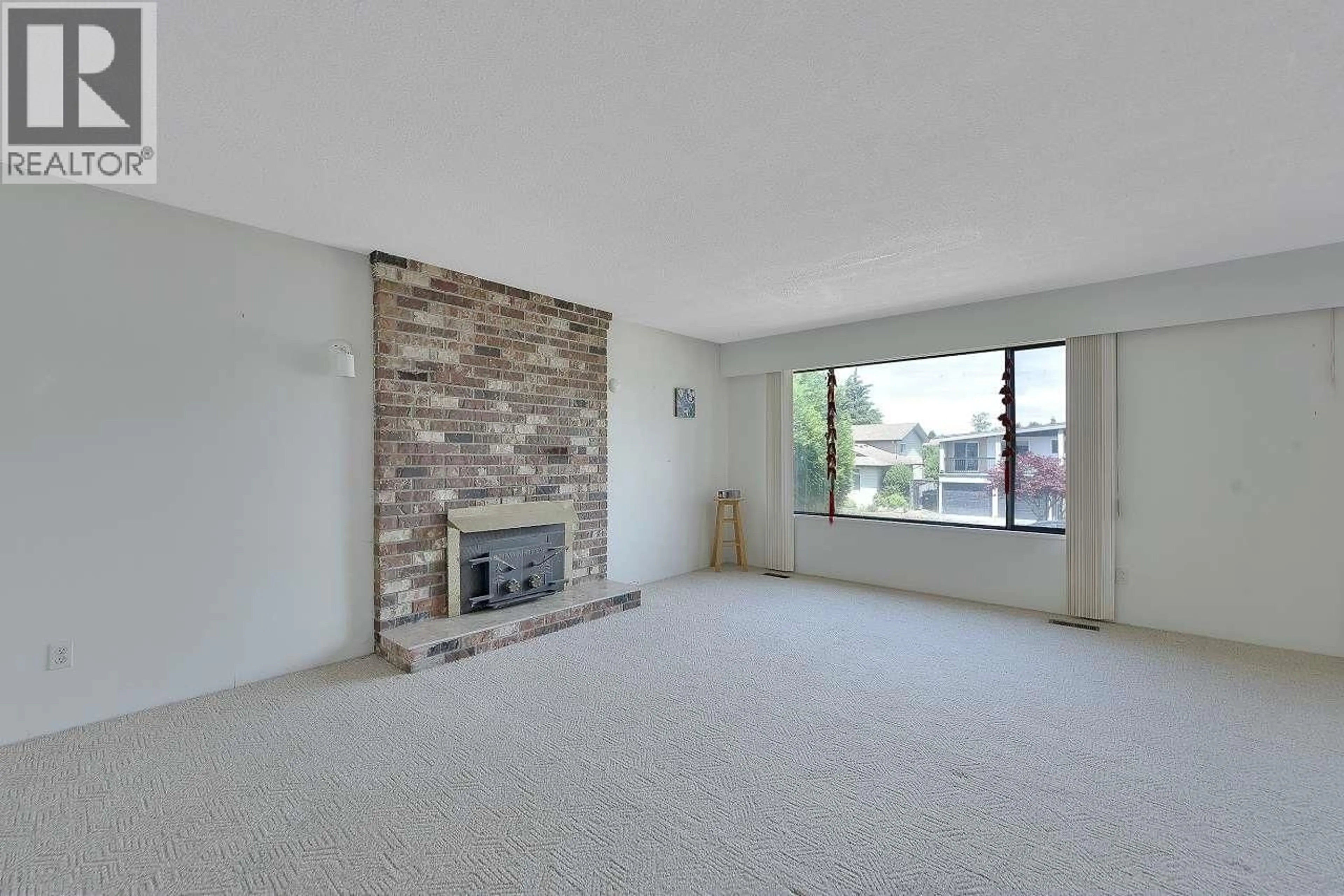 Unknown for 10640 ANAHIM DRIVE, Richmond British Columbia V7A3C5