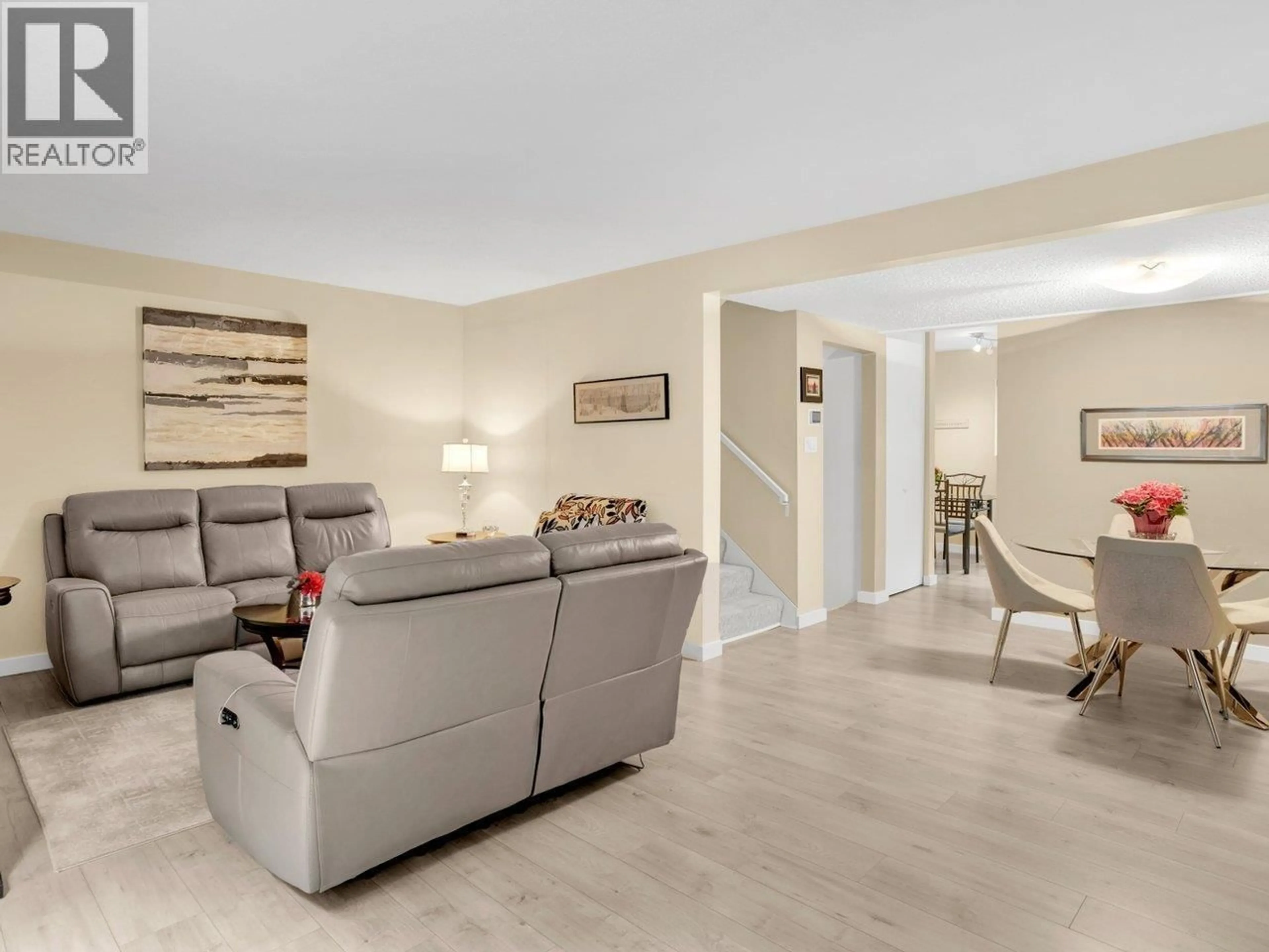 Living room with furniture, unknown for 1037 CECILE DRIVE, Port Moody British Columbia V3H1M5