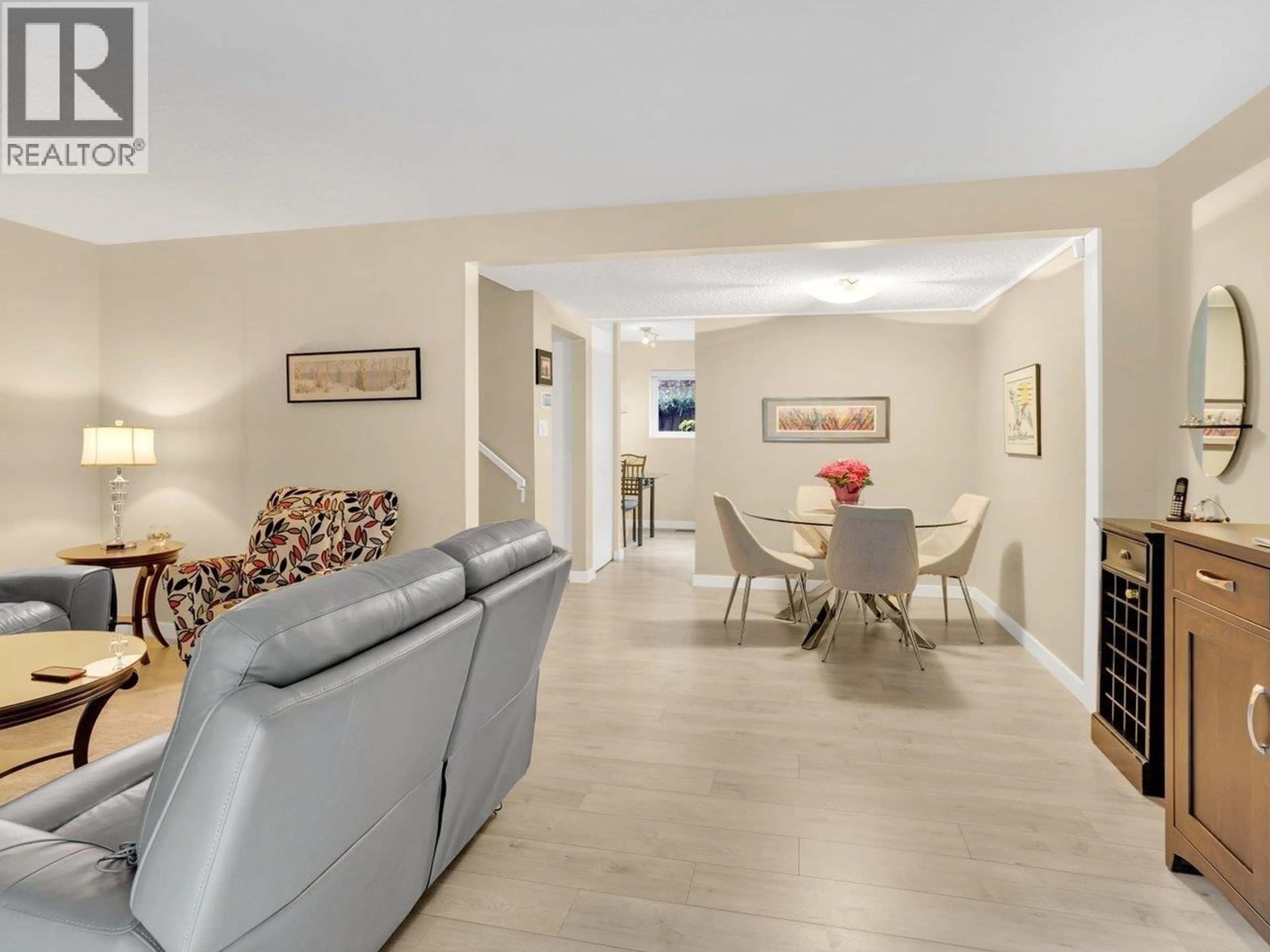 Living room with furniture, unknown for 1037 CECILE DRIVE, Port Moody British Columbia V3H1M5