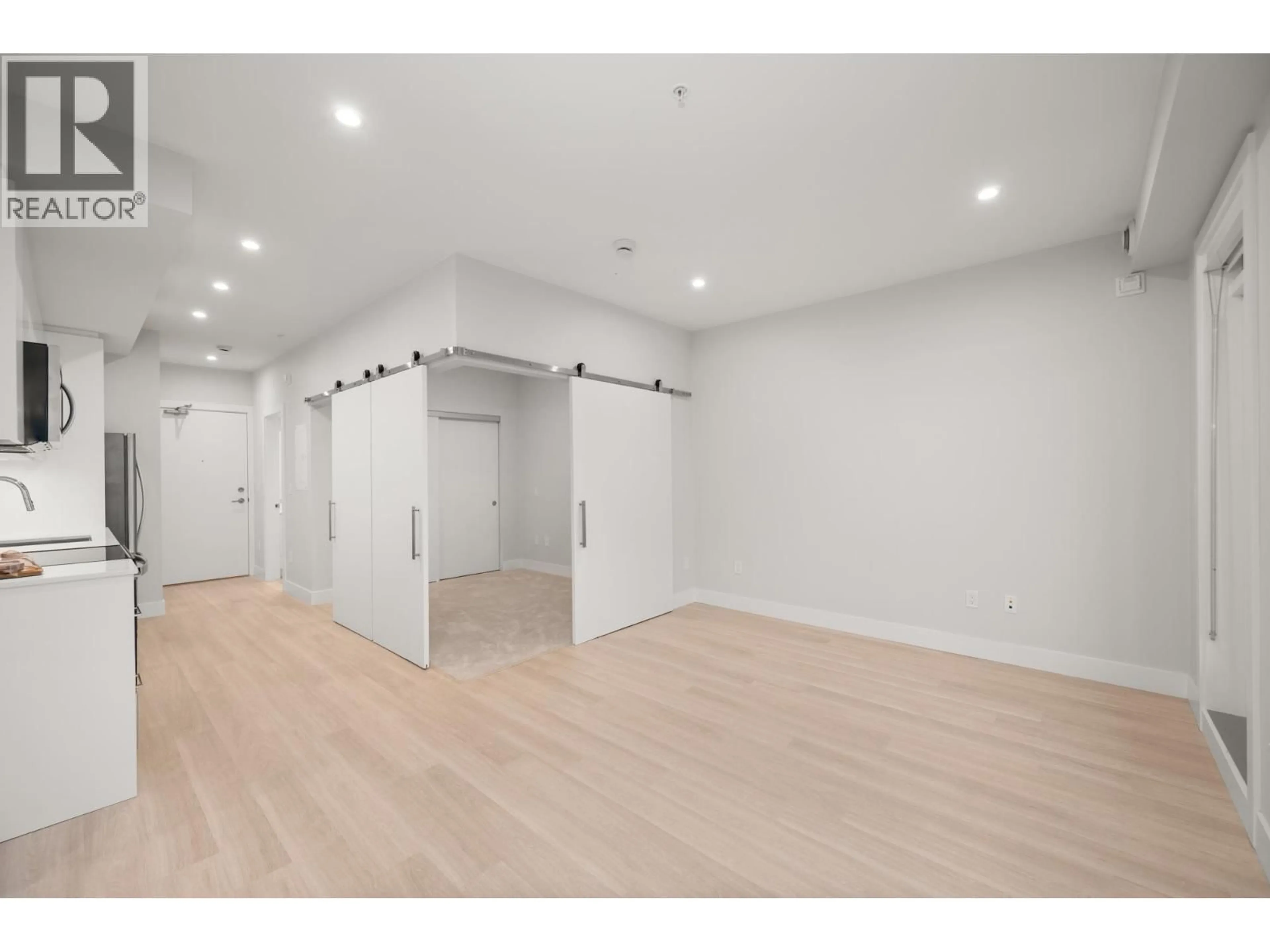 Unknown for 205 - 1942 STARLING DRIVE, Delta British Columbia V4M0C7