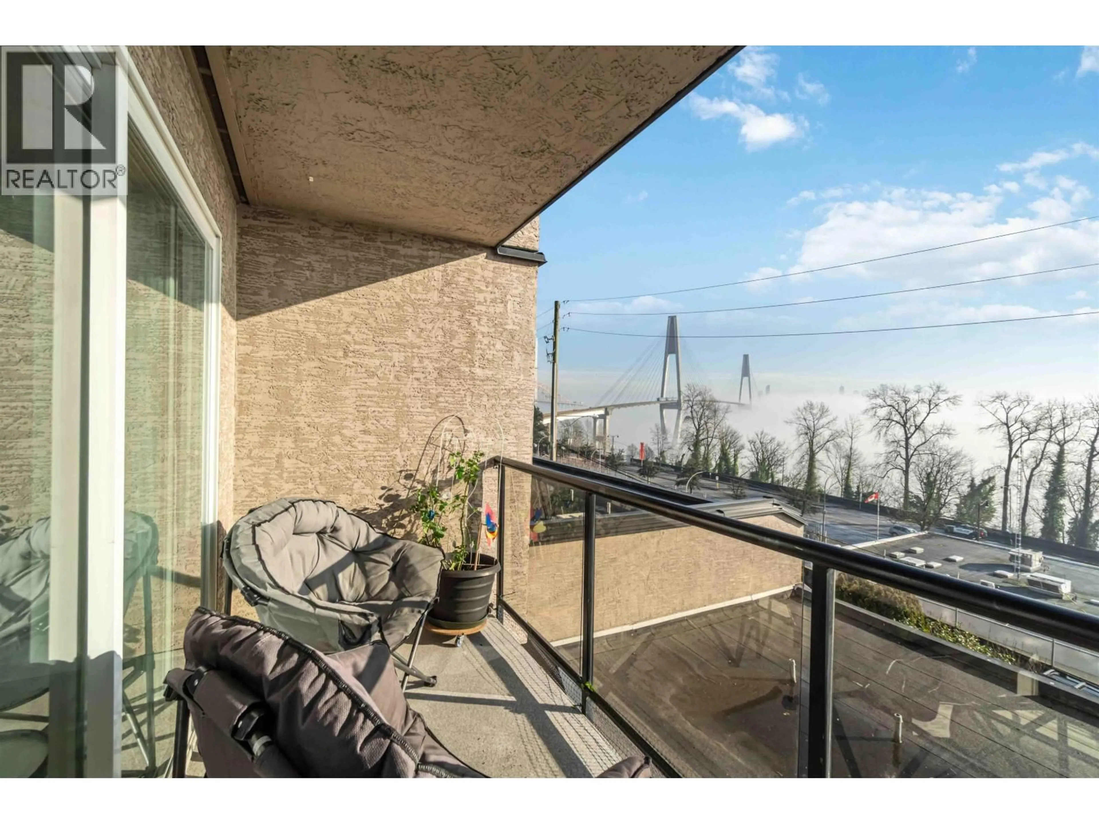 Balcony in the apartment, water/lake/river/ocean view for 208 - 312 CARNARVON STREET, New Westminster British Columbia V3L5H6