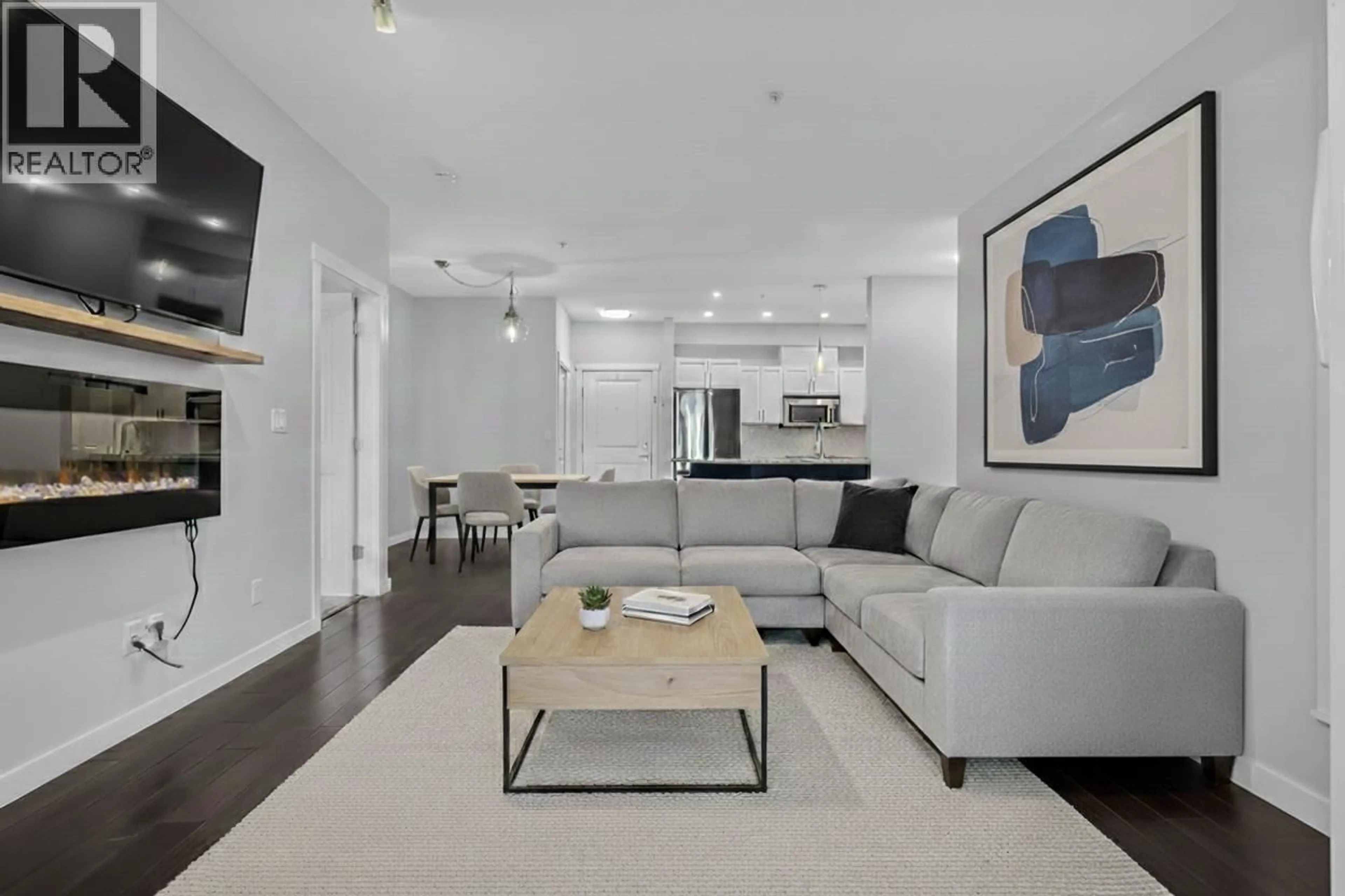 Living room with furniture, unknown for 114 - 2336 WHYTE AVENUE, Port Coquitlam British Columbia V3C0A7