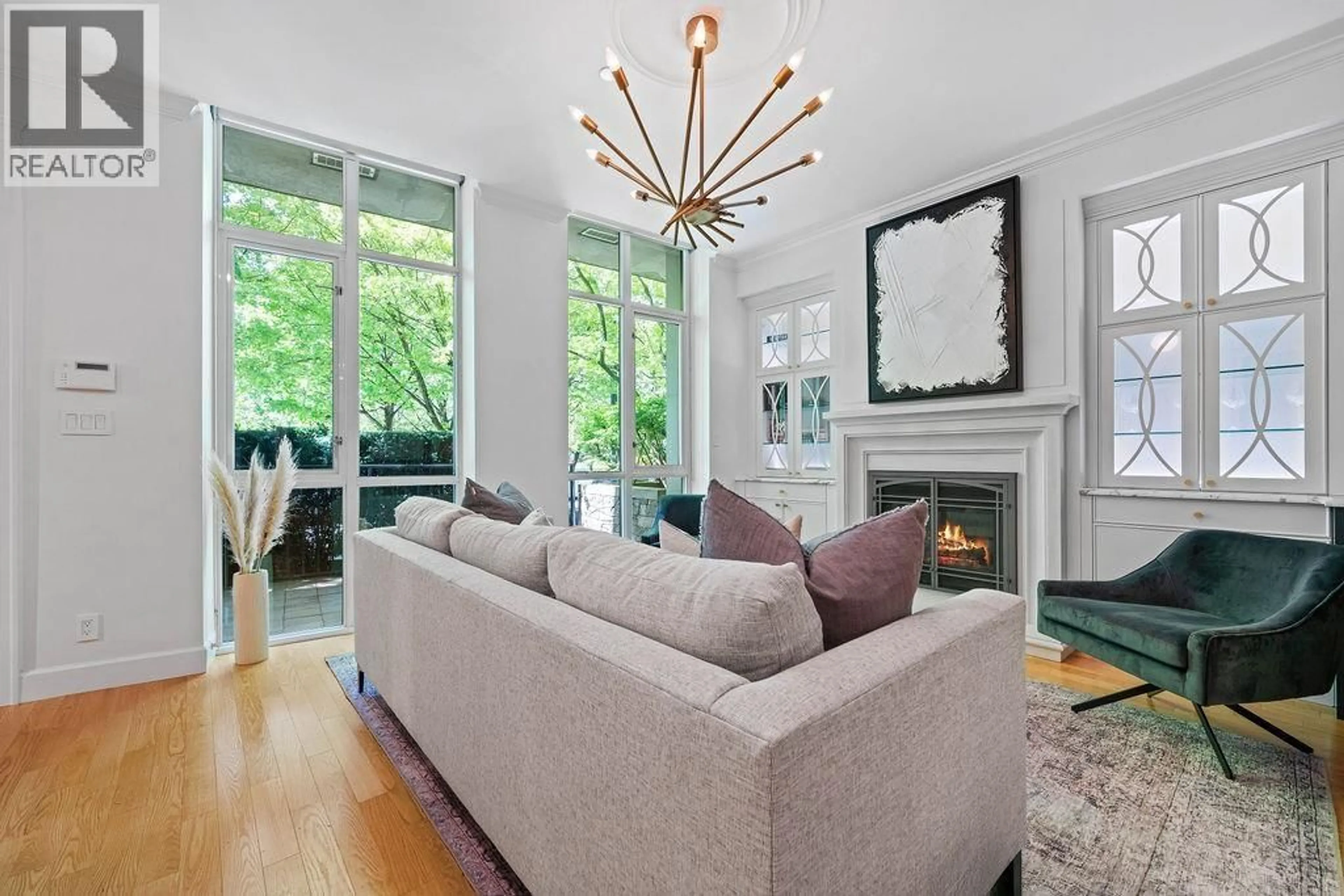 Living room with furniture, unknown for 471 BEACH CRESCENT, Vancouver British Columbia V6Z3B9