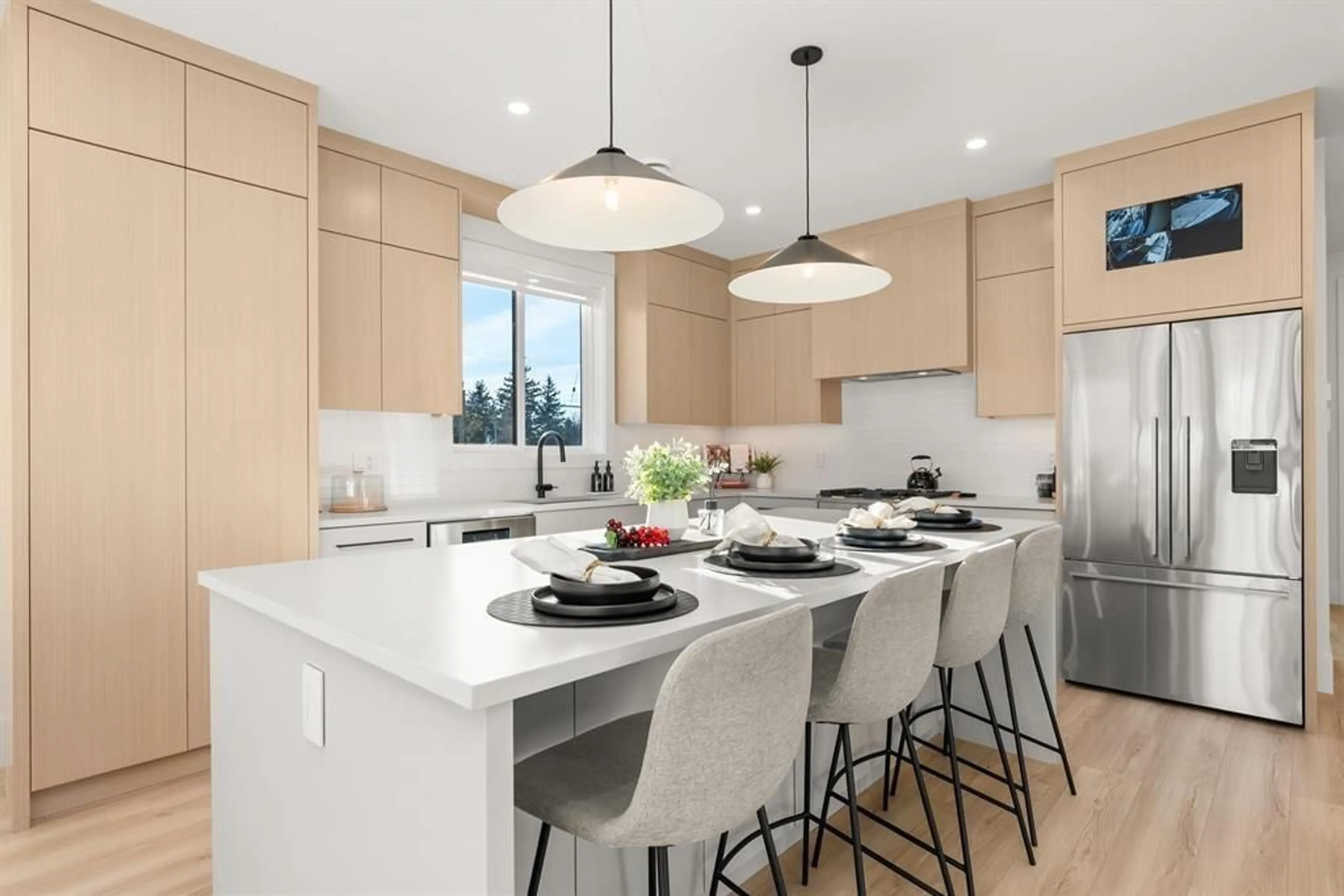 Contemporary kitchen, ceramic/tile floor for 9300 EBOR ROAD, Delta British Columbia V4C4R3