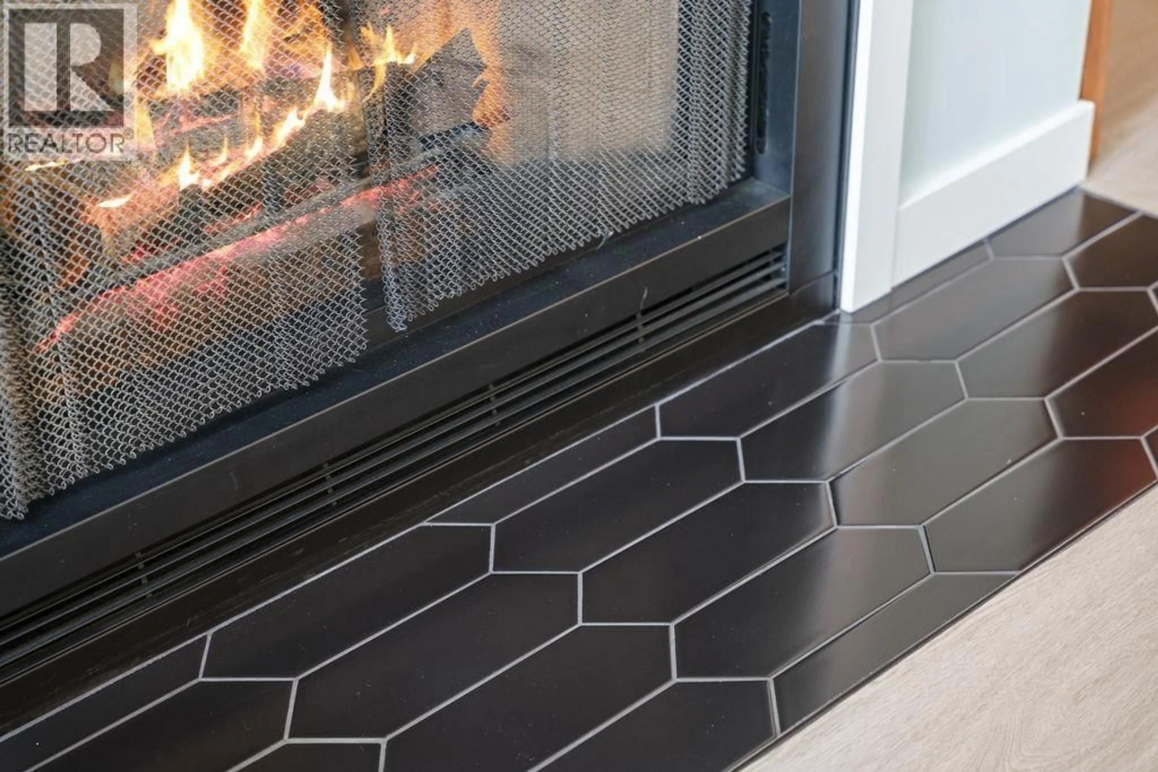 Indoor entryway for 218 - 7751 MINORU BOULEVARD, Richmond British Columbia V6Y3G7