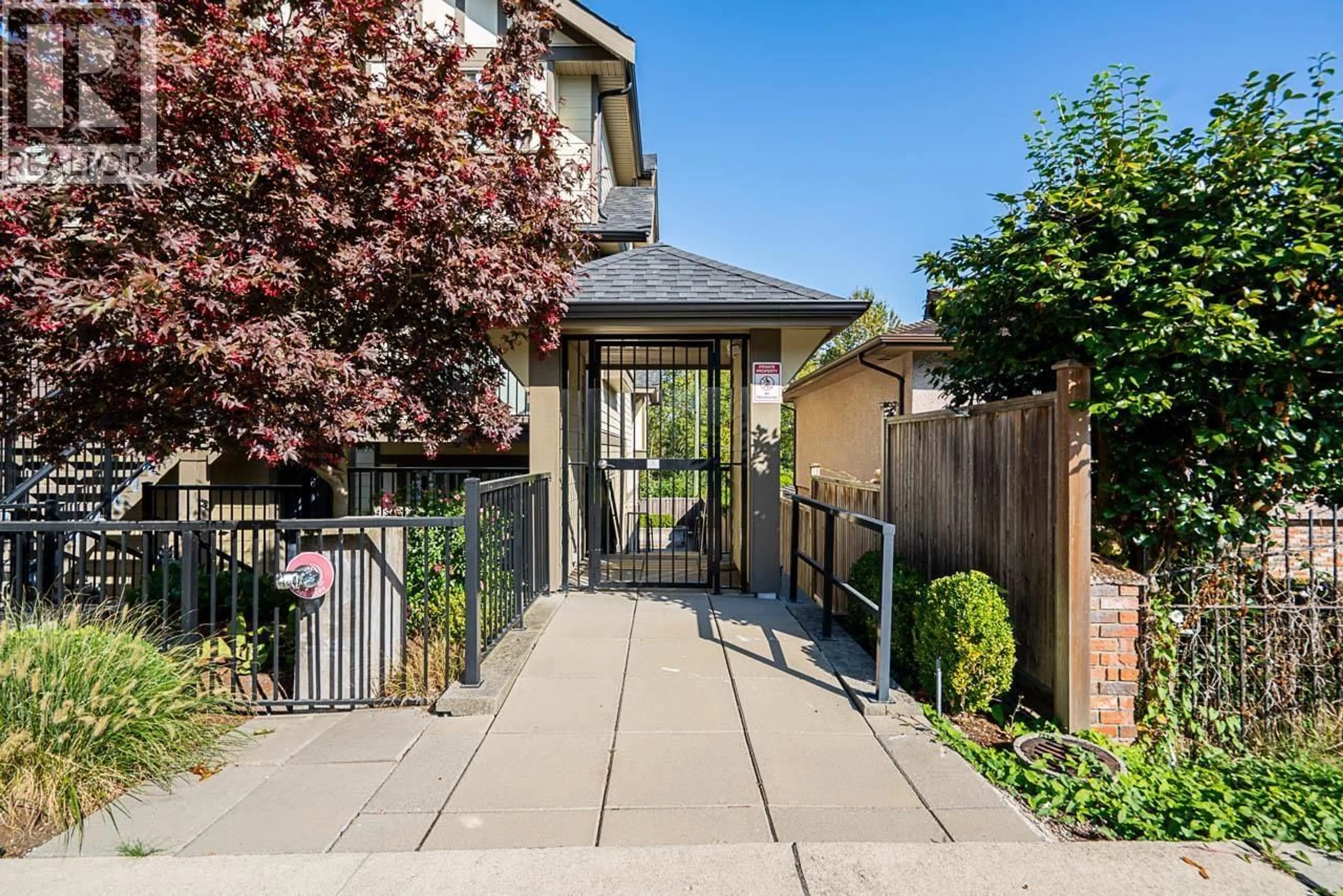 Unknown for 12 - 4033 DOMINION STREET, Burnaby British Columbia V5G0C2