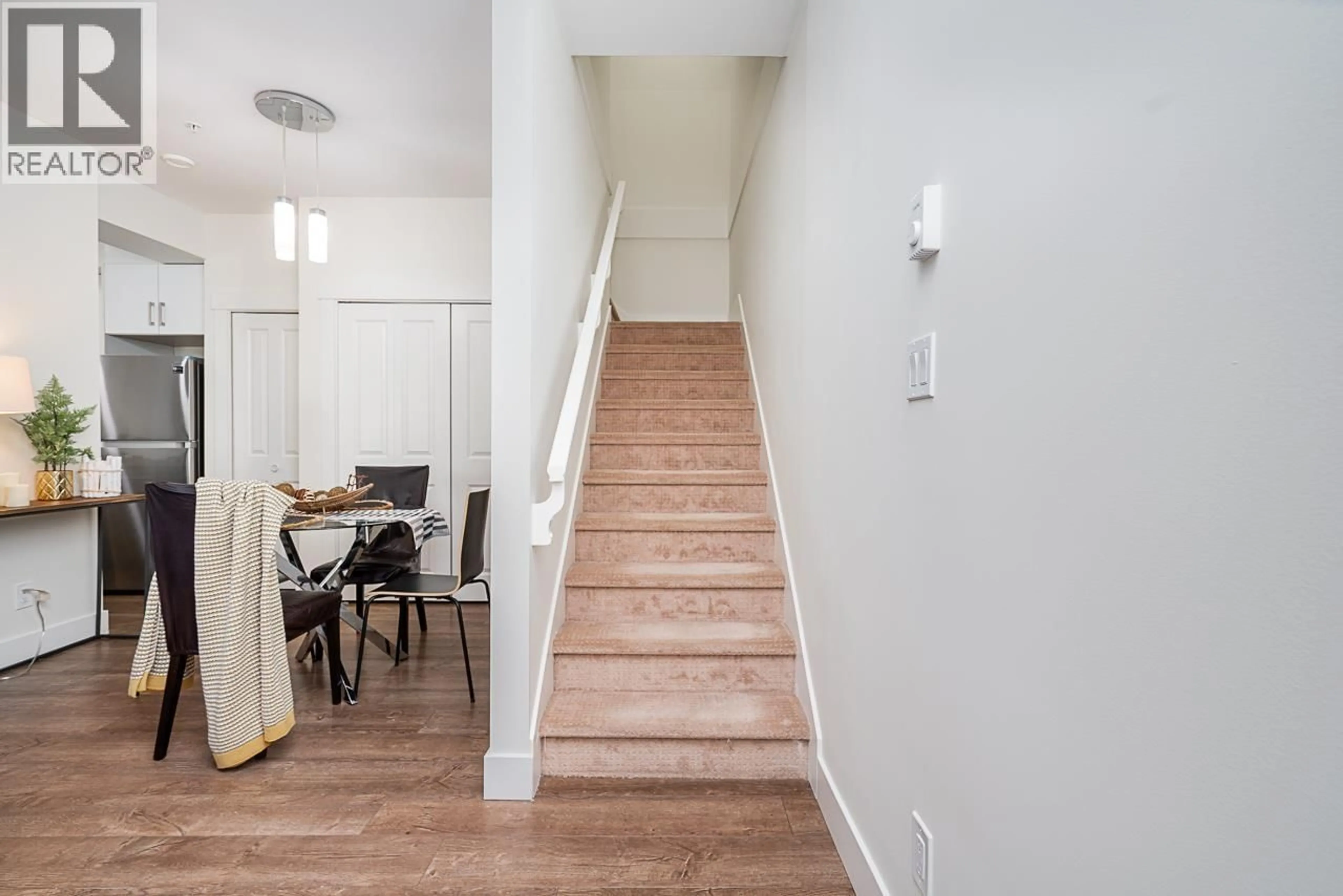 Unknown for 12 - 4033 DOMINION STREET, Burnaby British Columbia V5G0C2