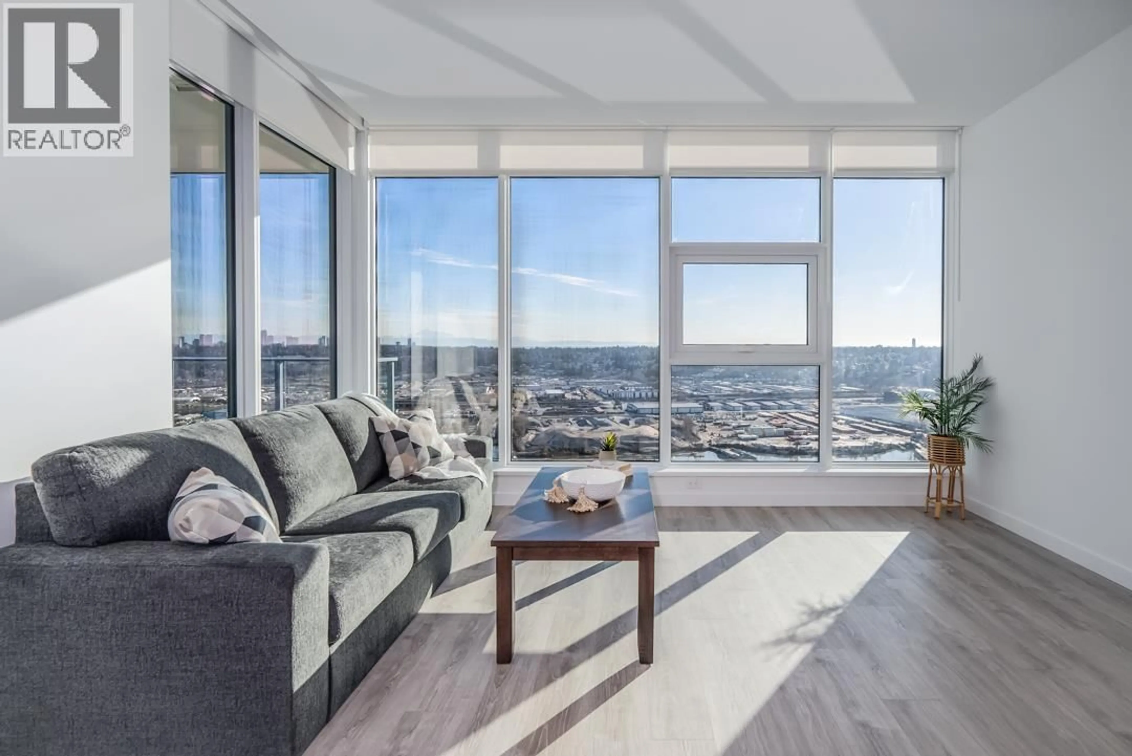 Living room with furniture, unknown for 3907 - 680 QUAYSIDE DRIVE, New Westminster British Columbia V3M0P2