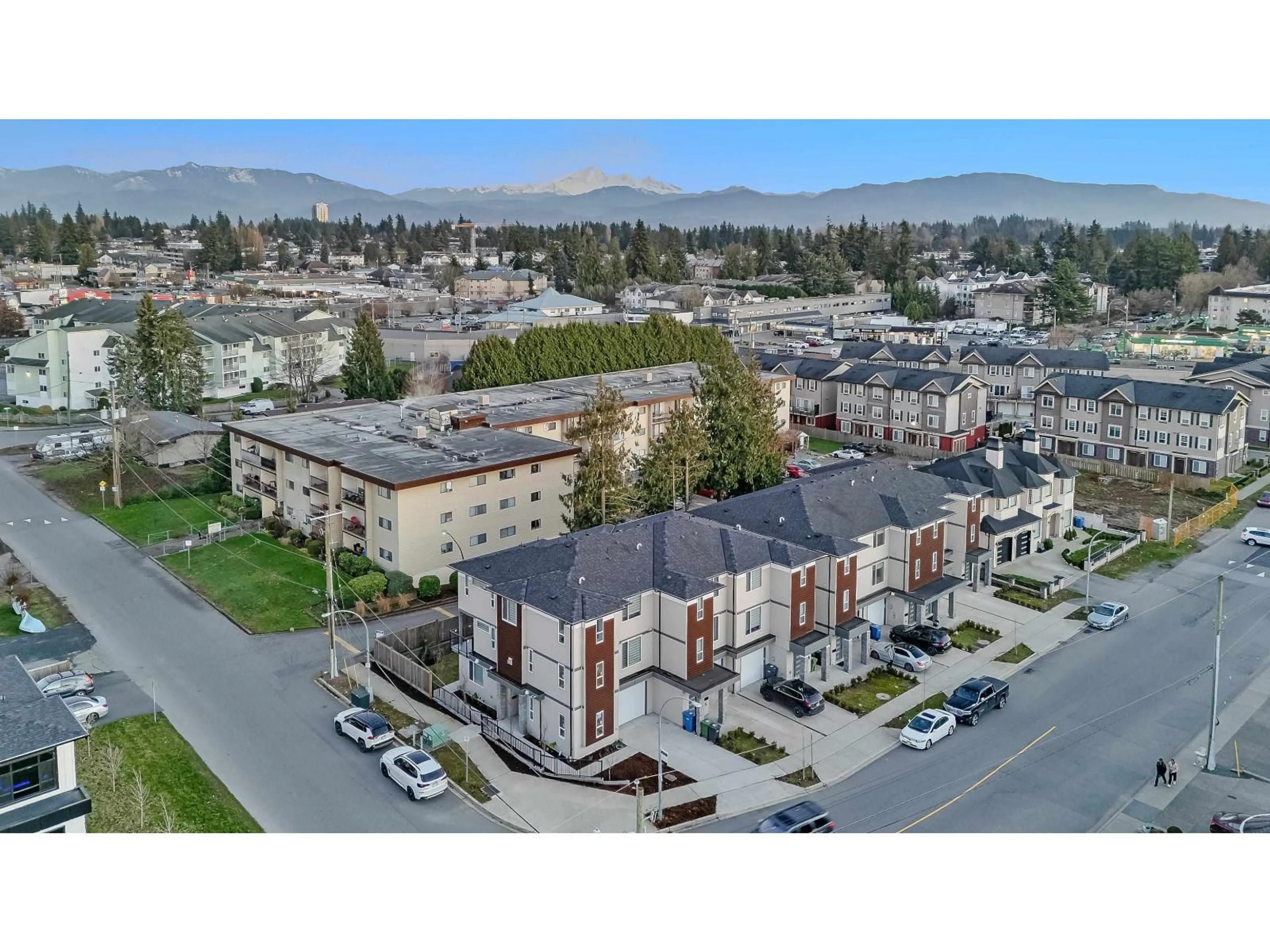 A pic from outside/outdoor area/front of a property/back of a property/a pic from drone, mountain view for 2596 JANZEN STREET, Abbotsford British Columbia V2T2R8