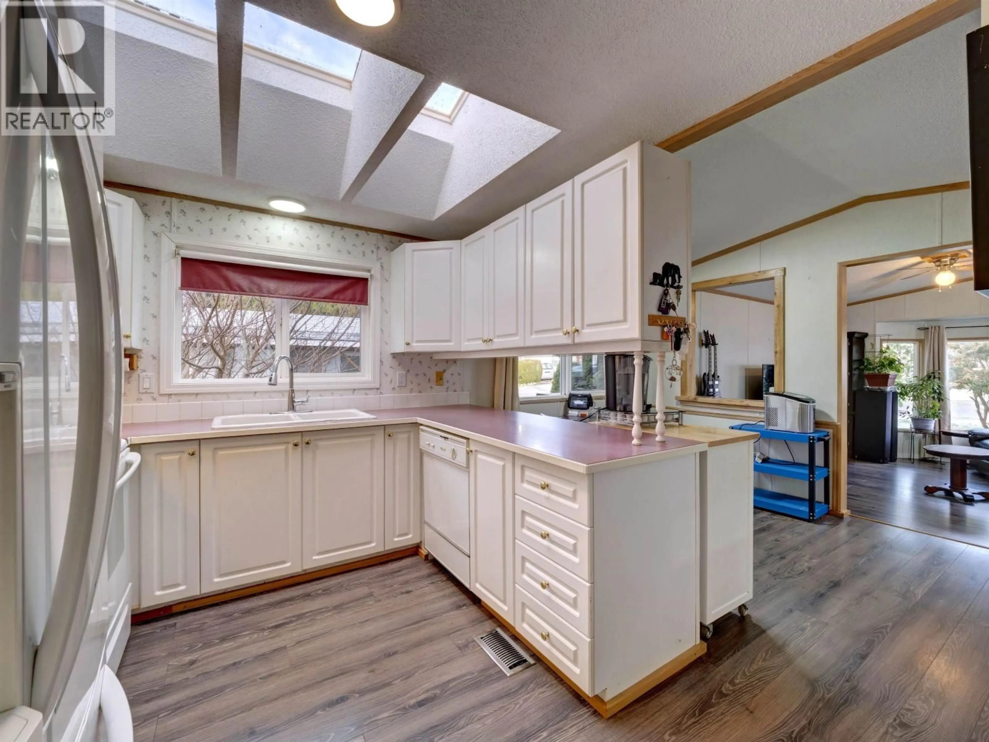 Open concept kitchen, unknown for 28 - 5575 MASON ROAD, Sechelt British Columbia V7Z0K9