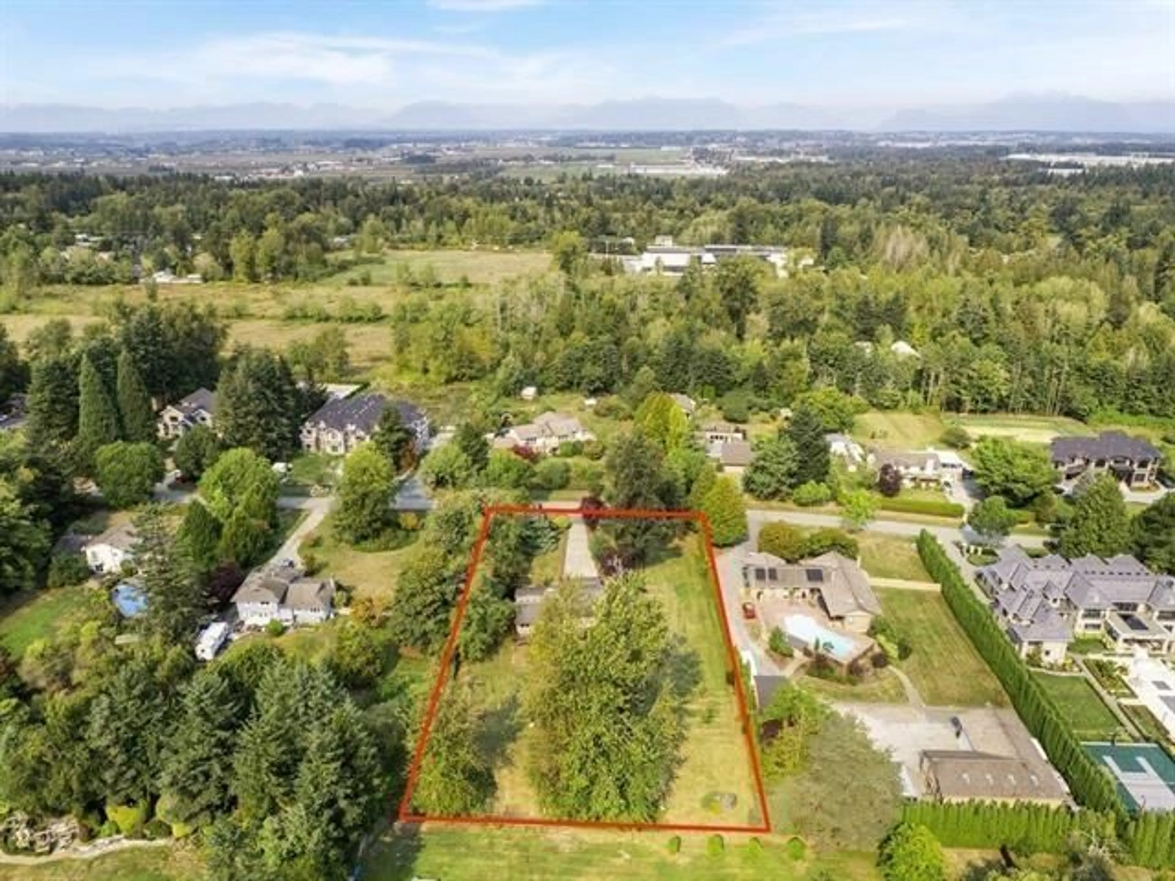 A pic from outside/outdoor area/front of a property/back of a property/a pic from drone, unknown for 18208 21A AVENUE, Surrey British Columbia V3Z9W2