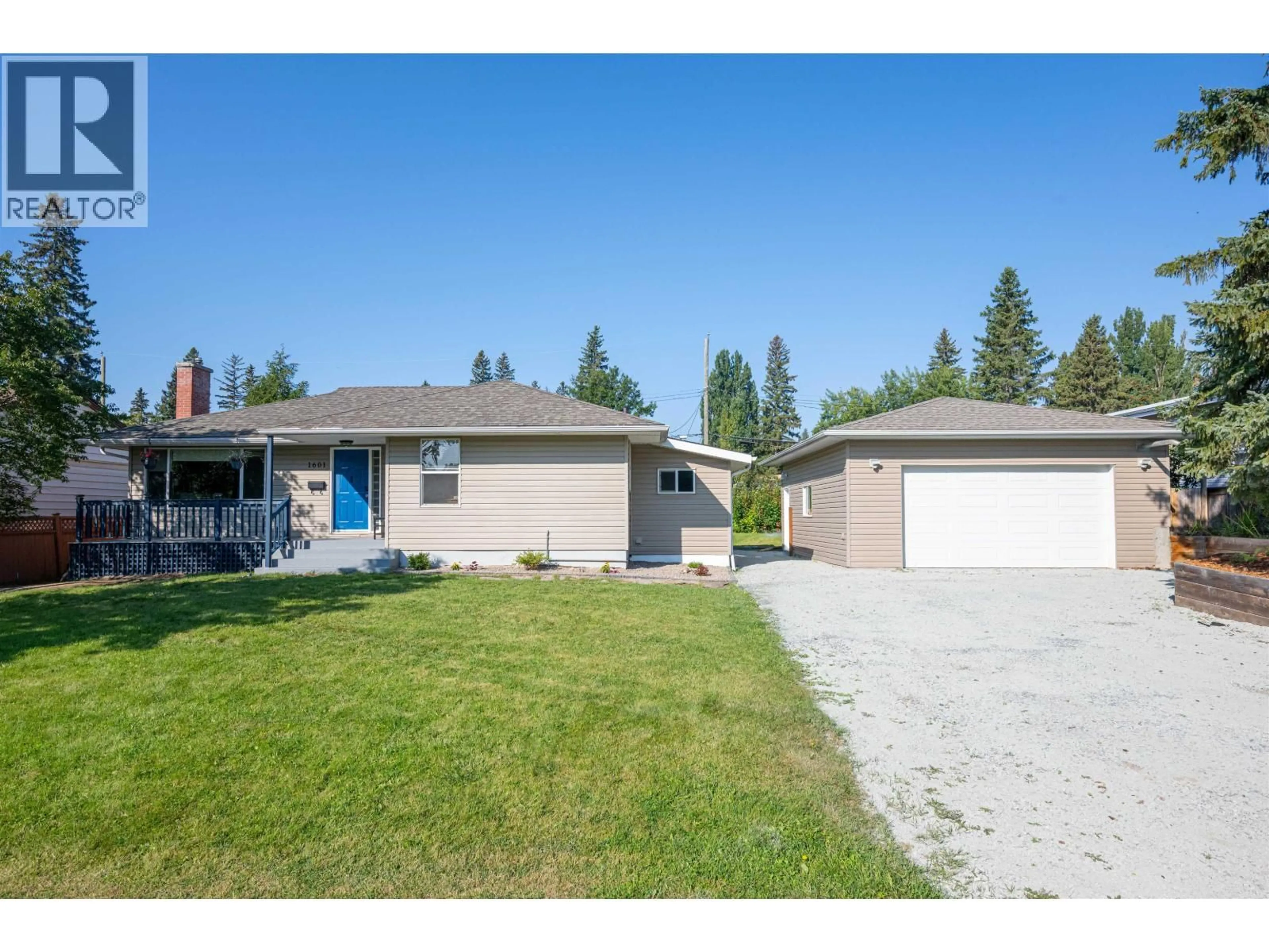 A pic from outside/outdoor area/front of a property/back of a property/a pic from drone, street for 1601 GORSE STREET, Prince George British Columbia V2L1G5