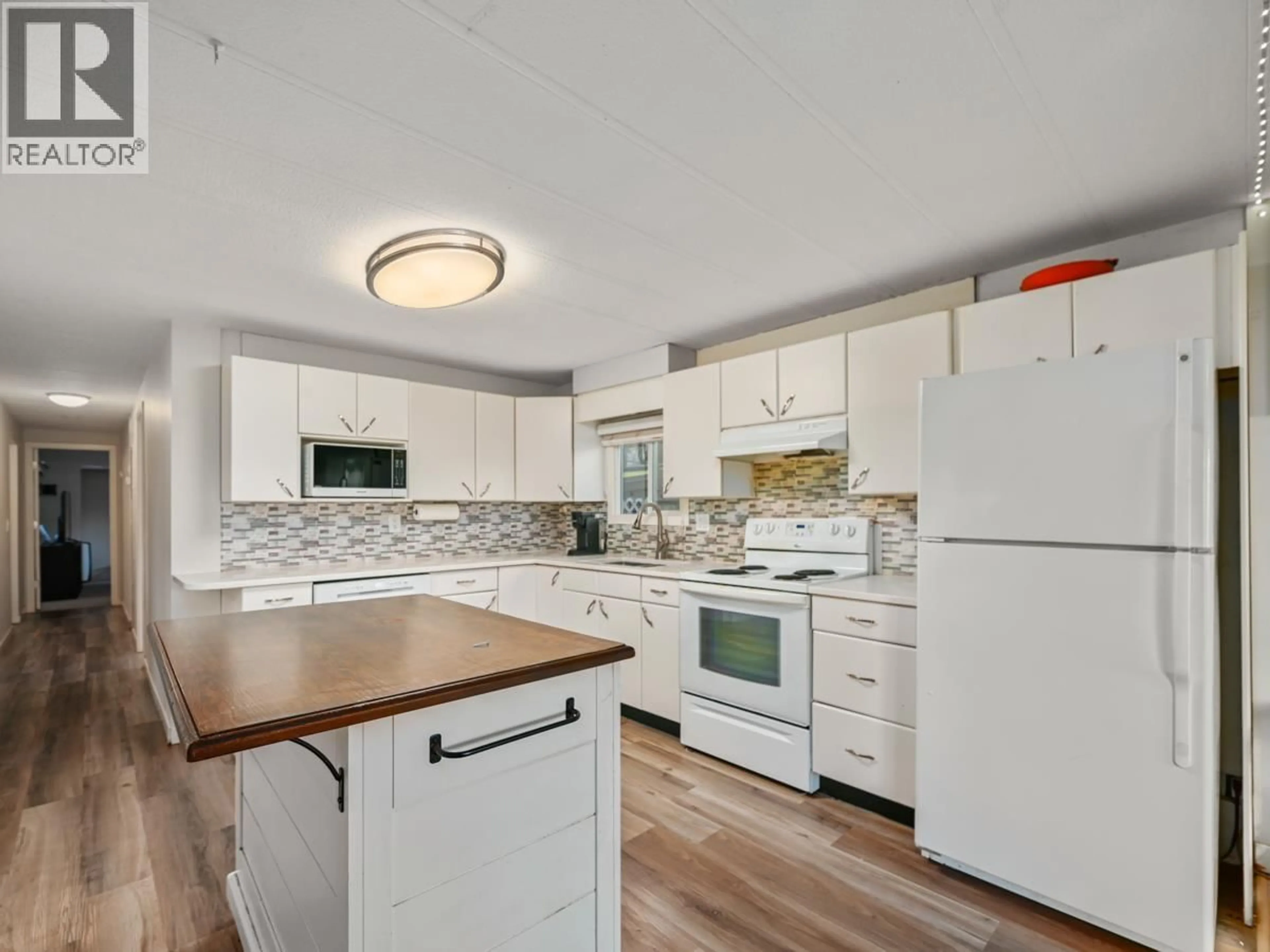 Open concept kitchen, unknown for 82 - 19658 PINYON LANE, Pitt Meadows British Columbia V3Y1Z3