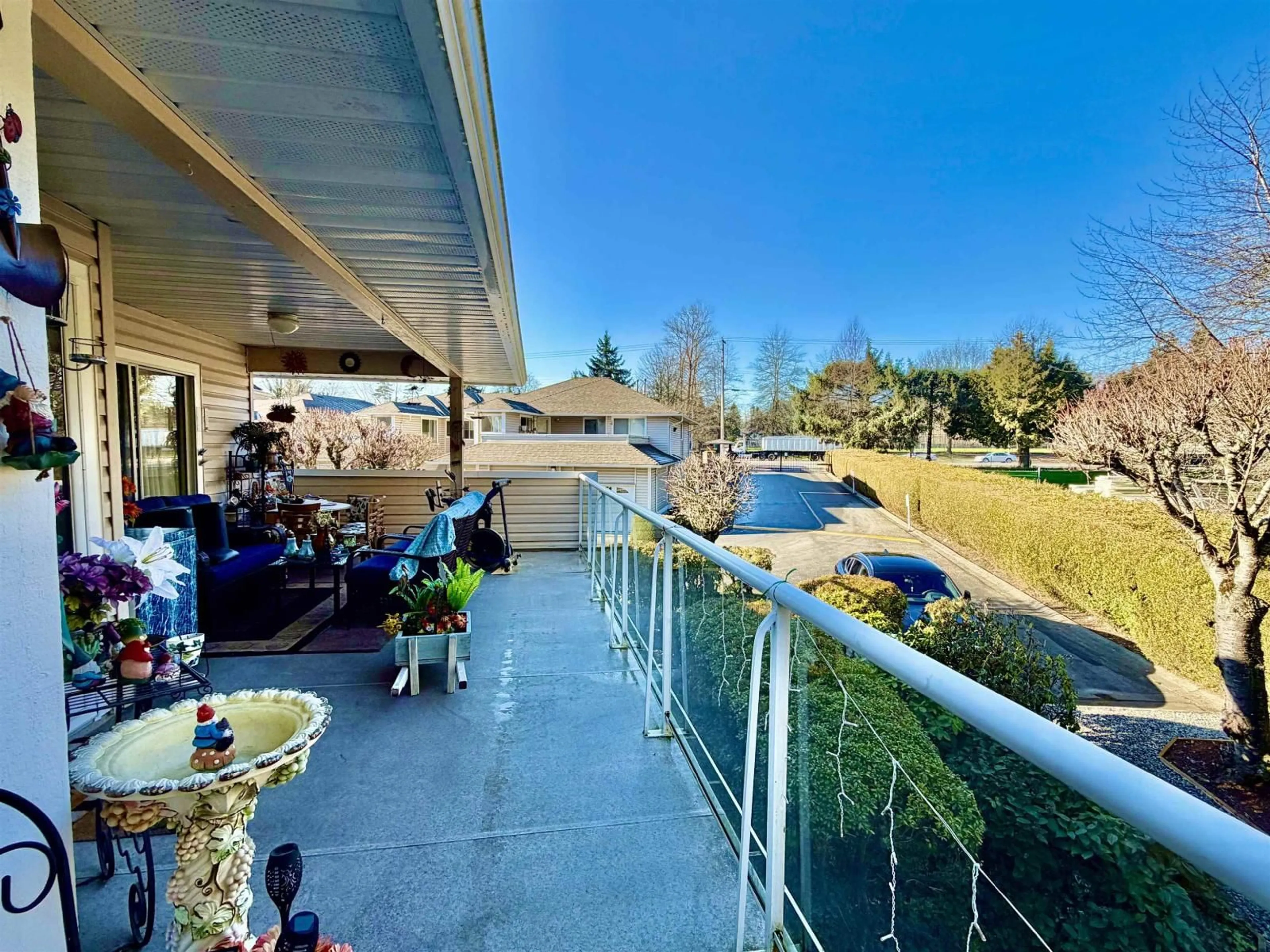 Patio, water/lake/river/ocean view for 212 - 9310 KING GEORGE HIGHWAY, Surrey British Columbia V3V5W3